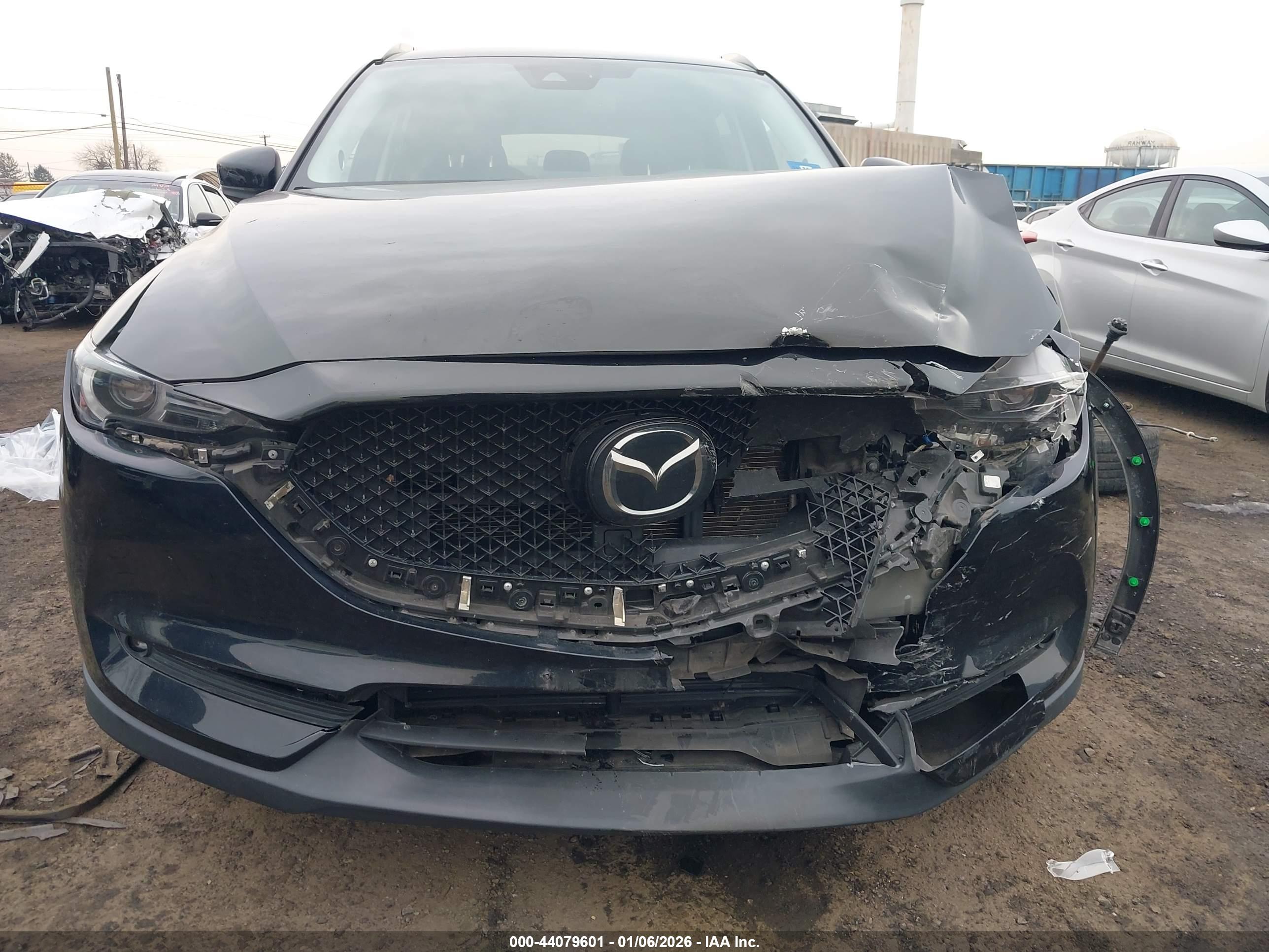 MAZDA CX-5 image 6