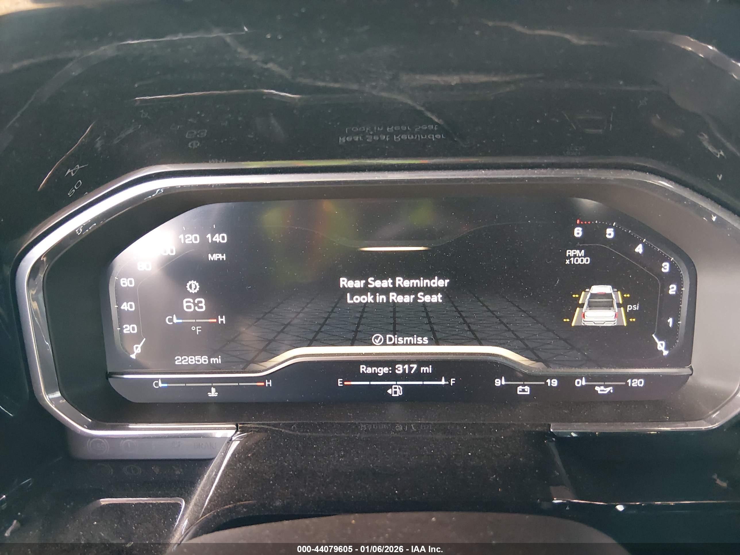 GMC SIERRA image 7