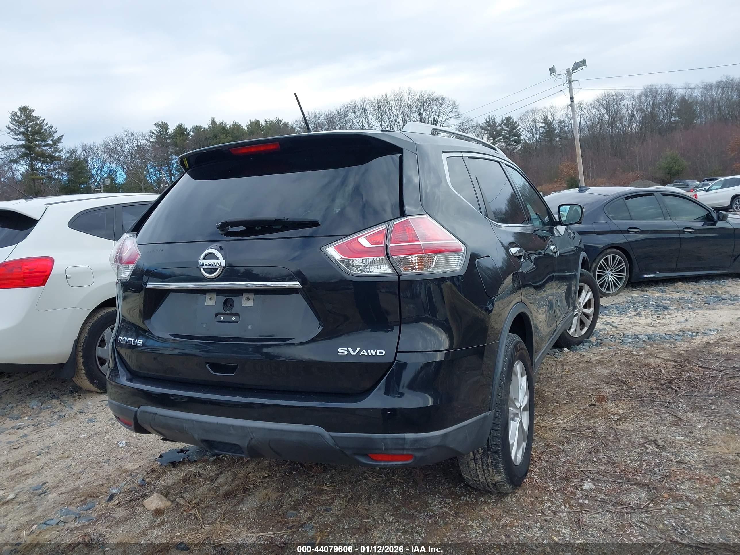 NISSAN ROGUE image 4