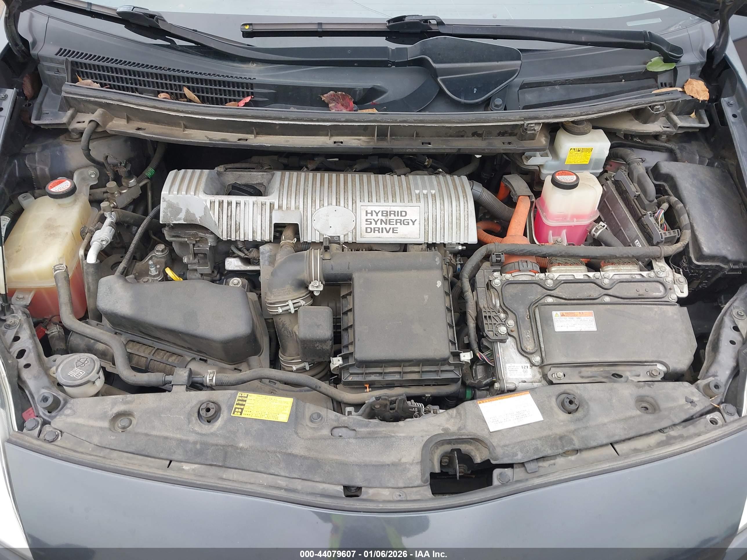 TOYOTA PRIUS image 10