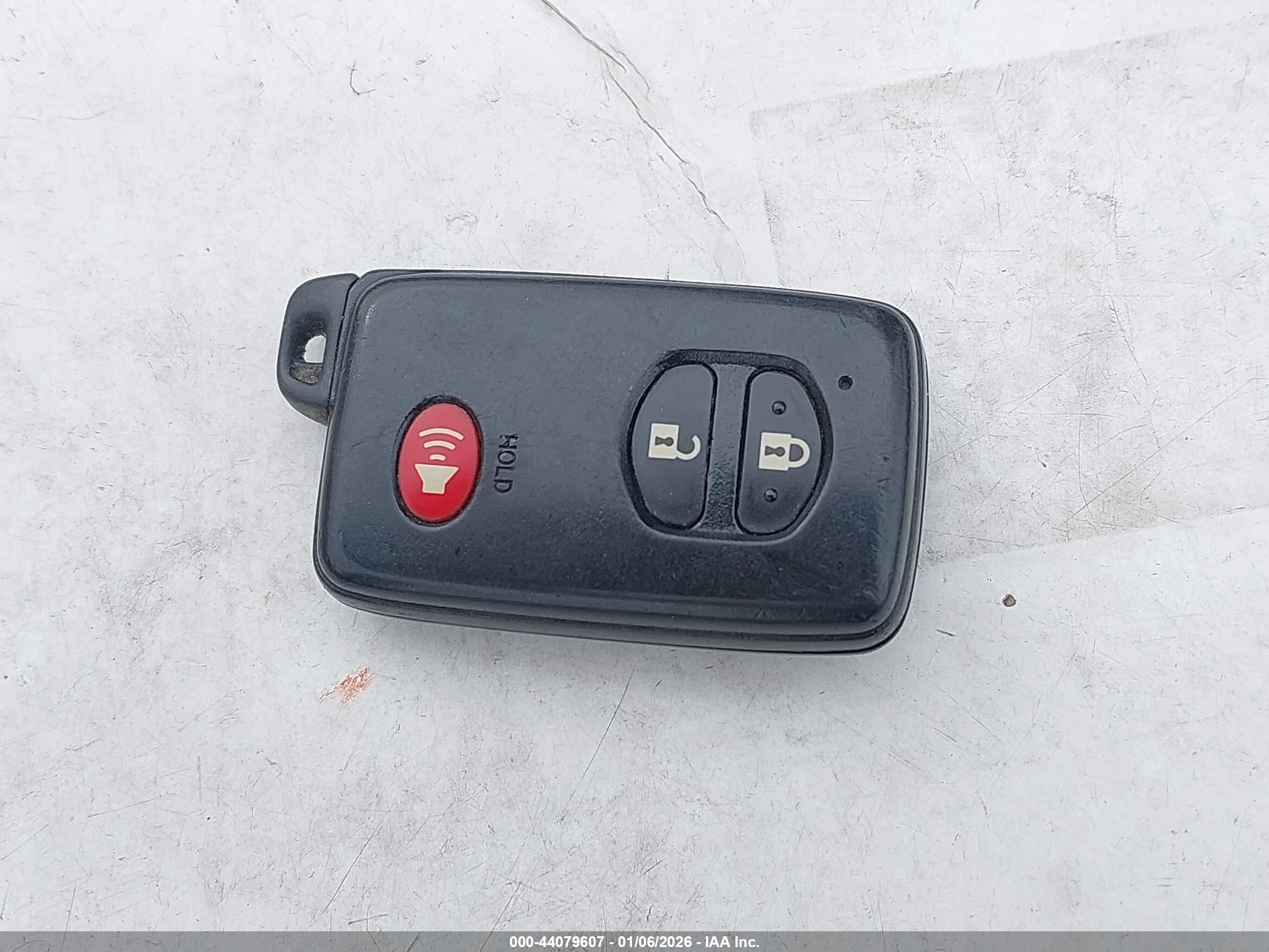 TOYOTA PRIUS image 11