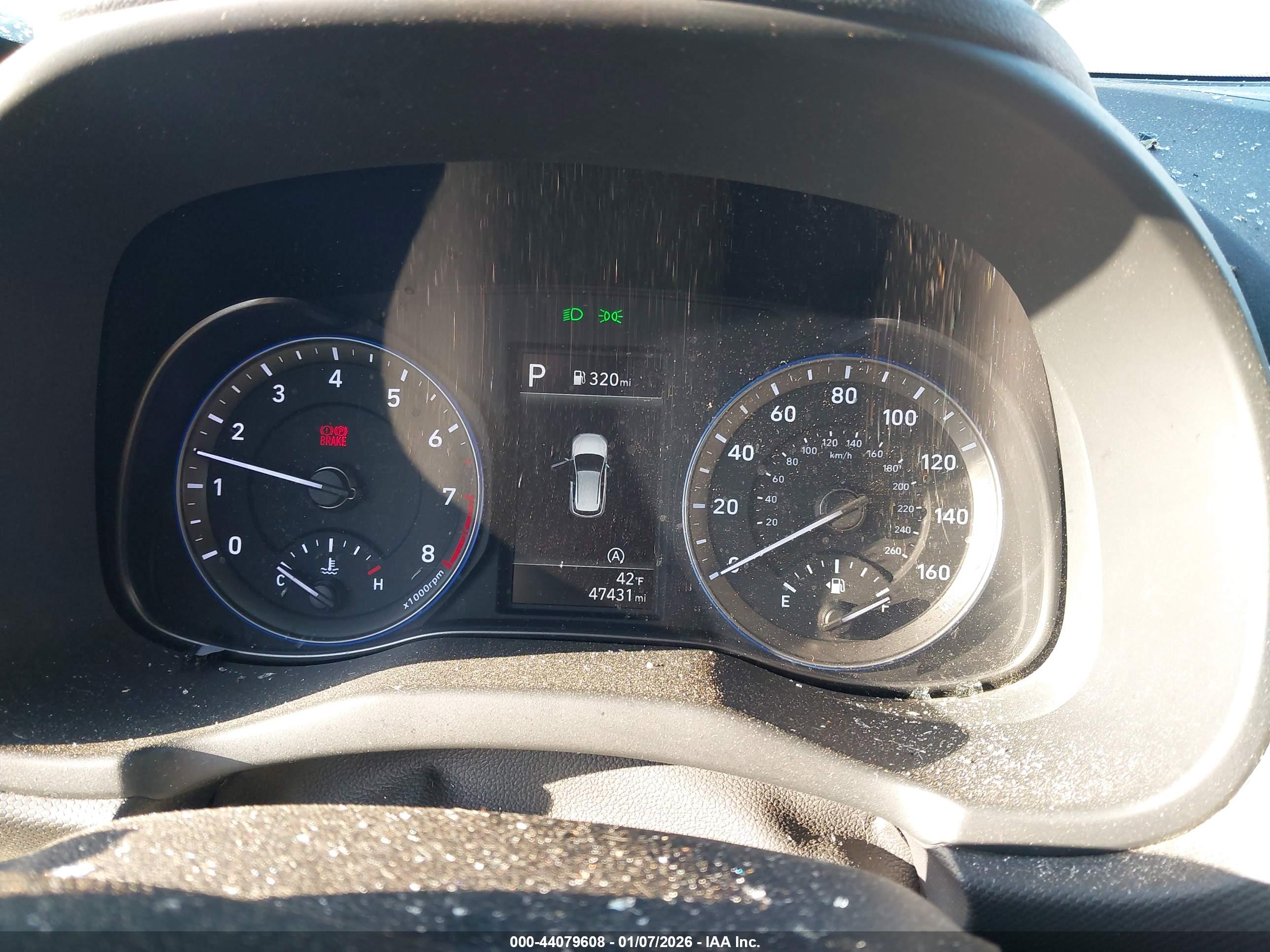 HYUNDAI KONA image 7