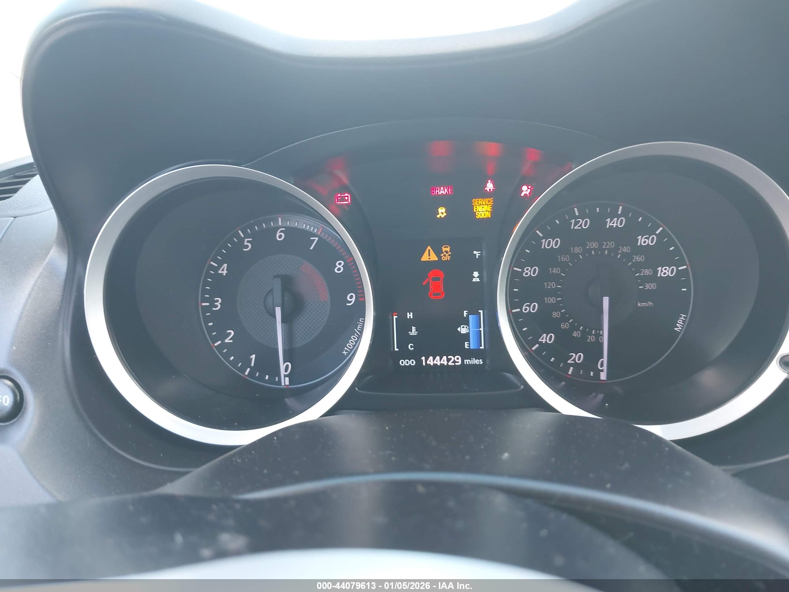 MITSUBISHI LANCER image 7