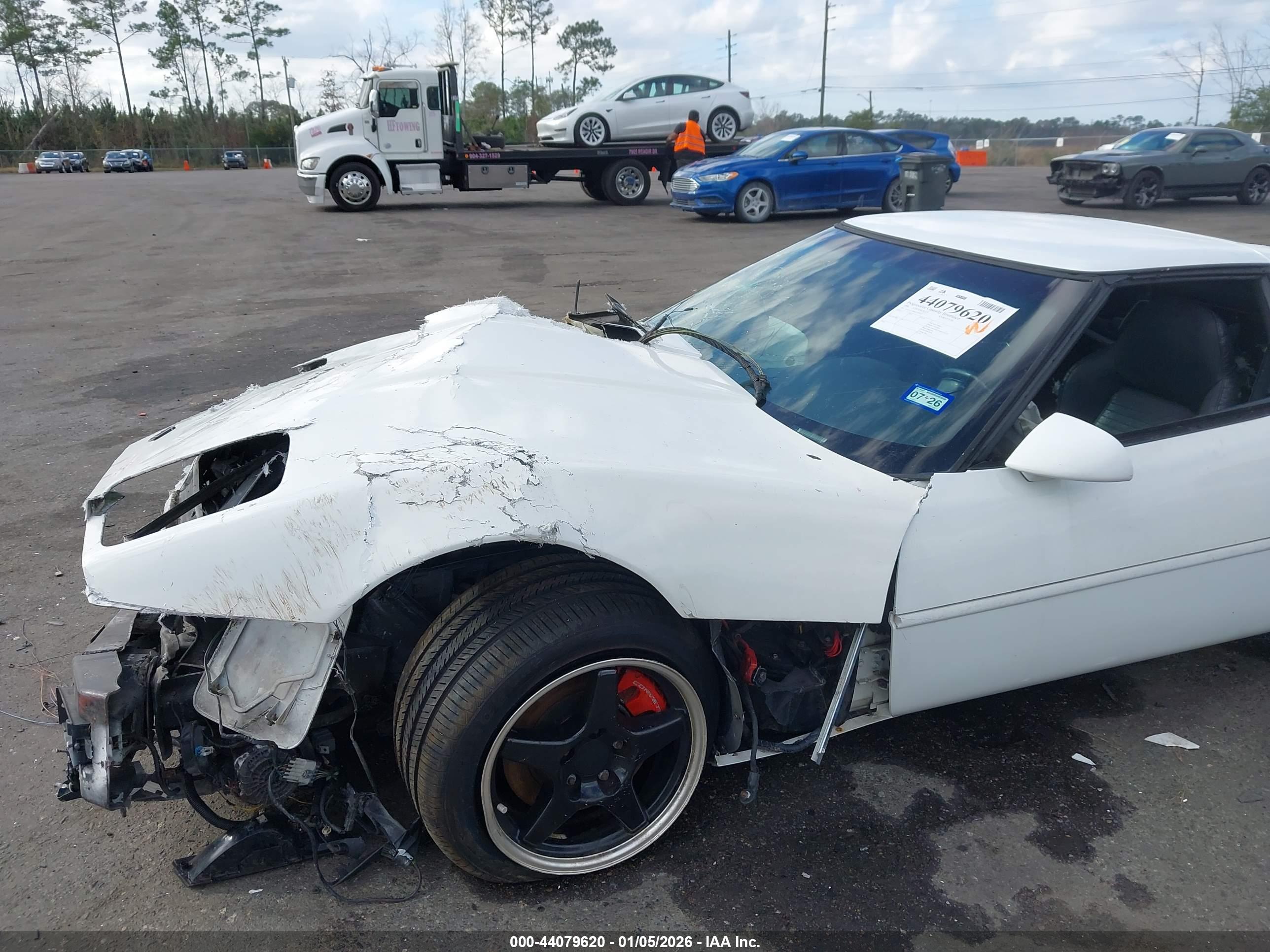 CHEVROLET CORVETTE image 6