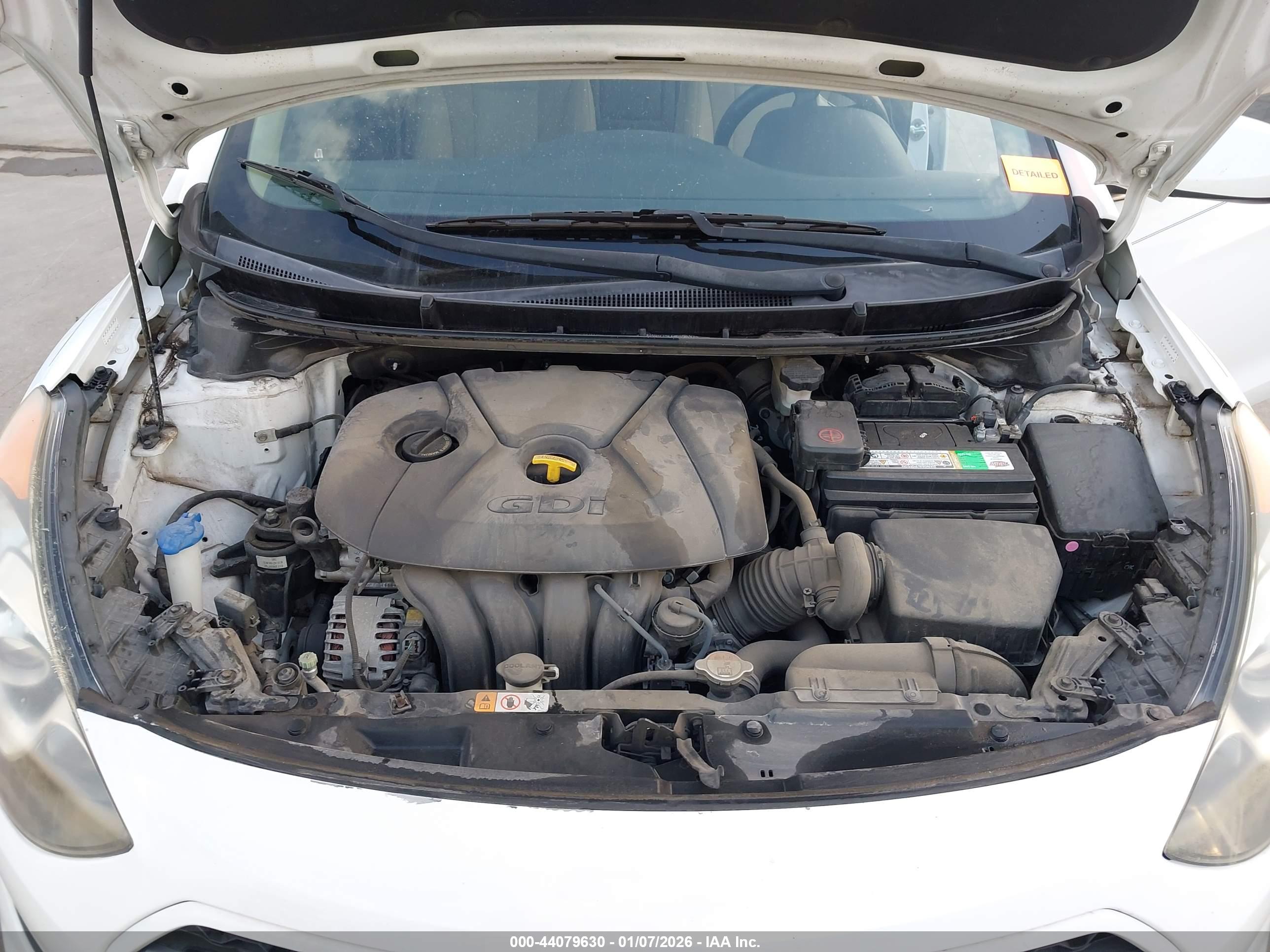 HYUNDAI ELANTRA image 10