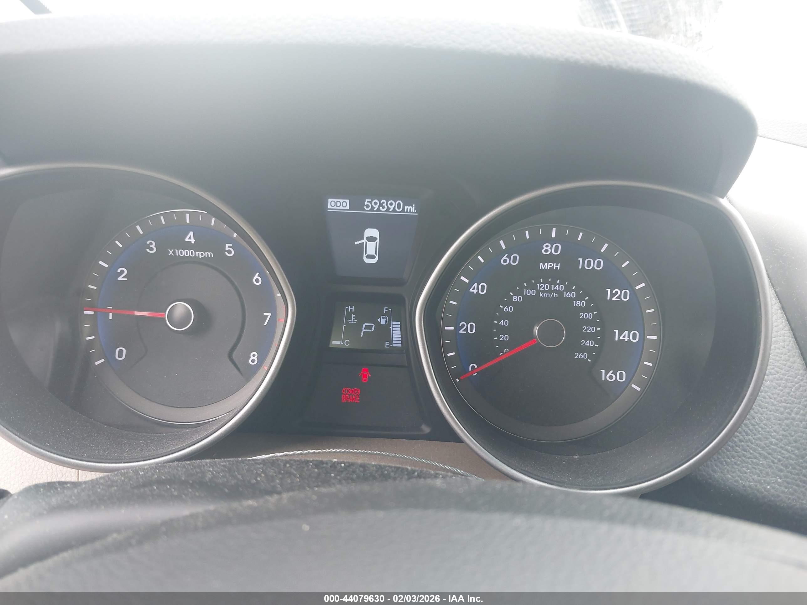 HYUNDAI ELANTRA image 7