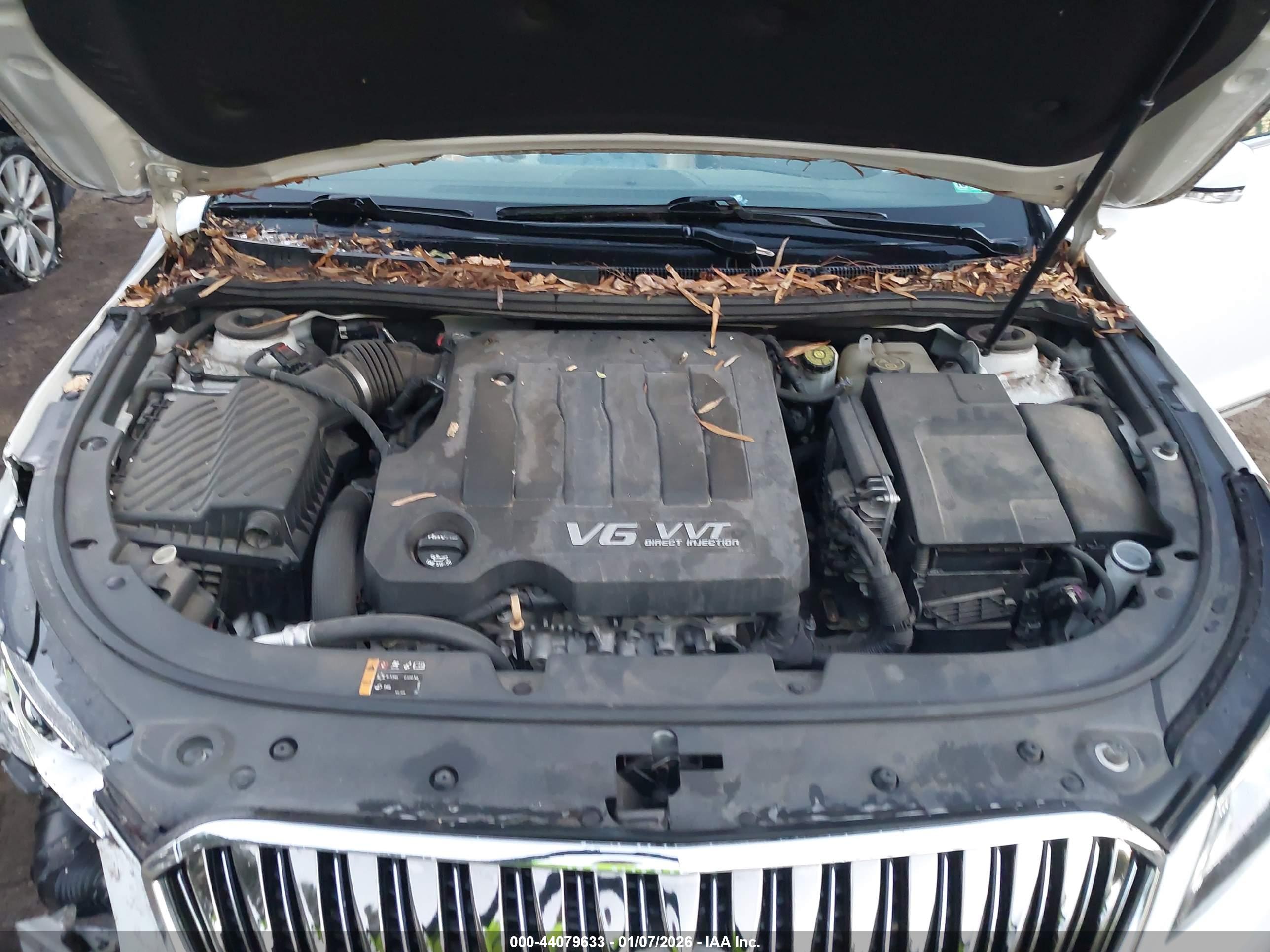 BUICK LACROSSE image 10