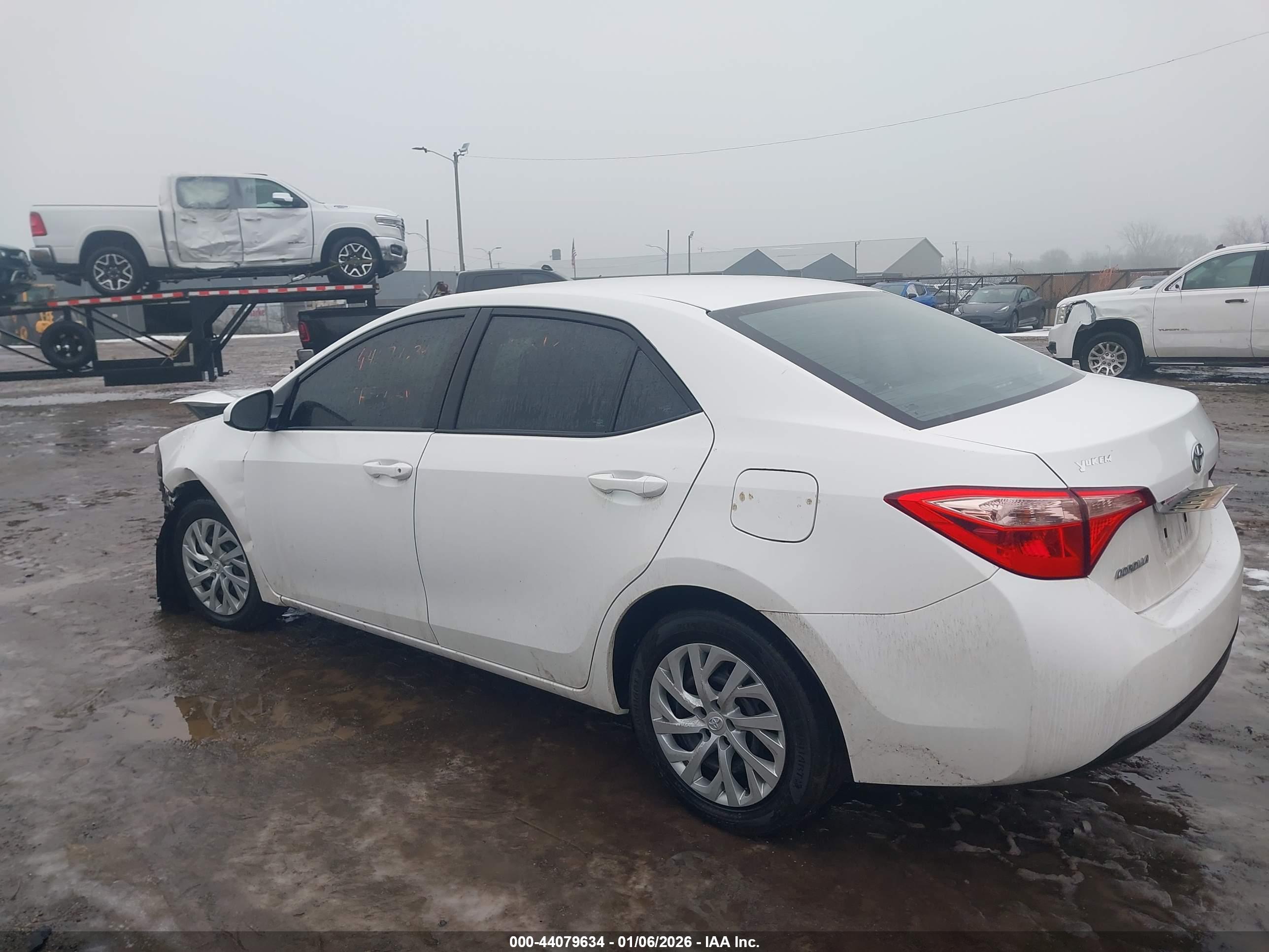 TOYOTA COROLLA image 3