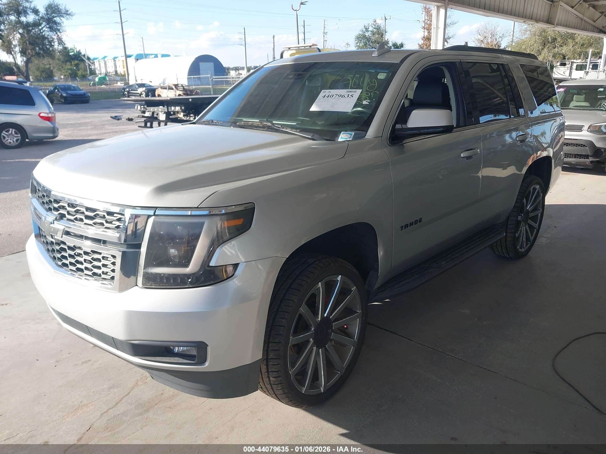 CHEVROLET TAHOE image 2
