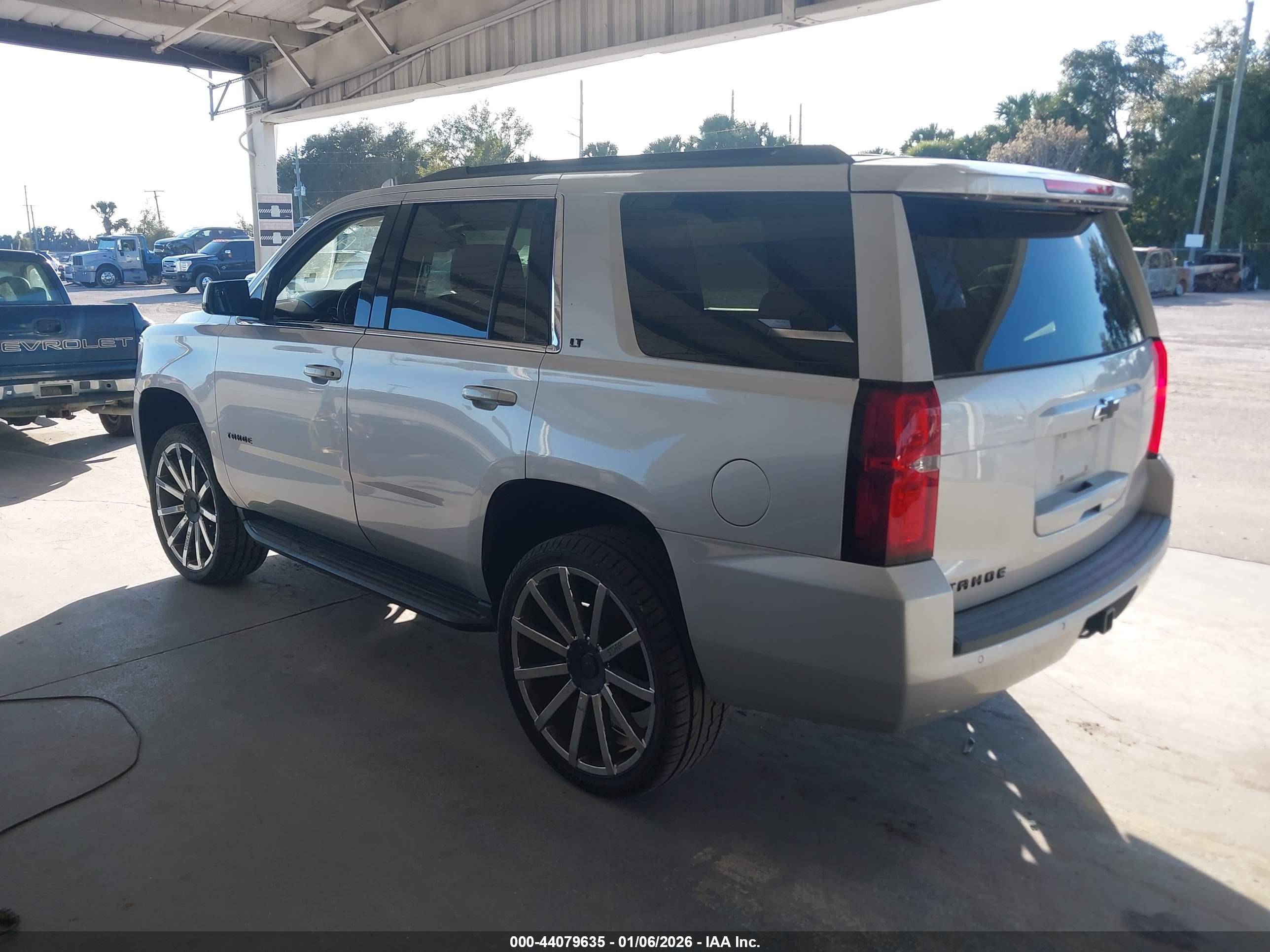 CHEVROLET TAHOE image 3
