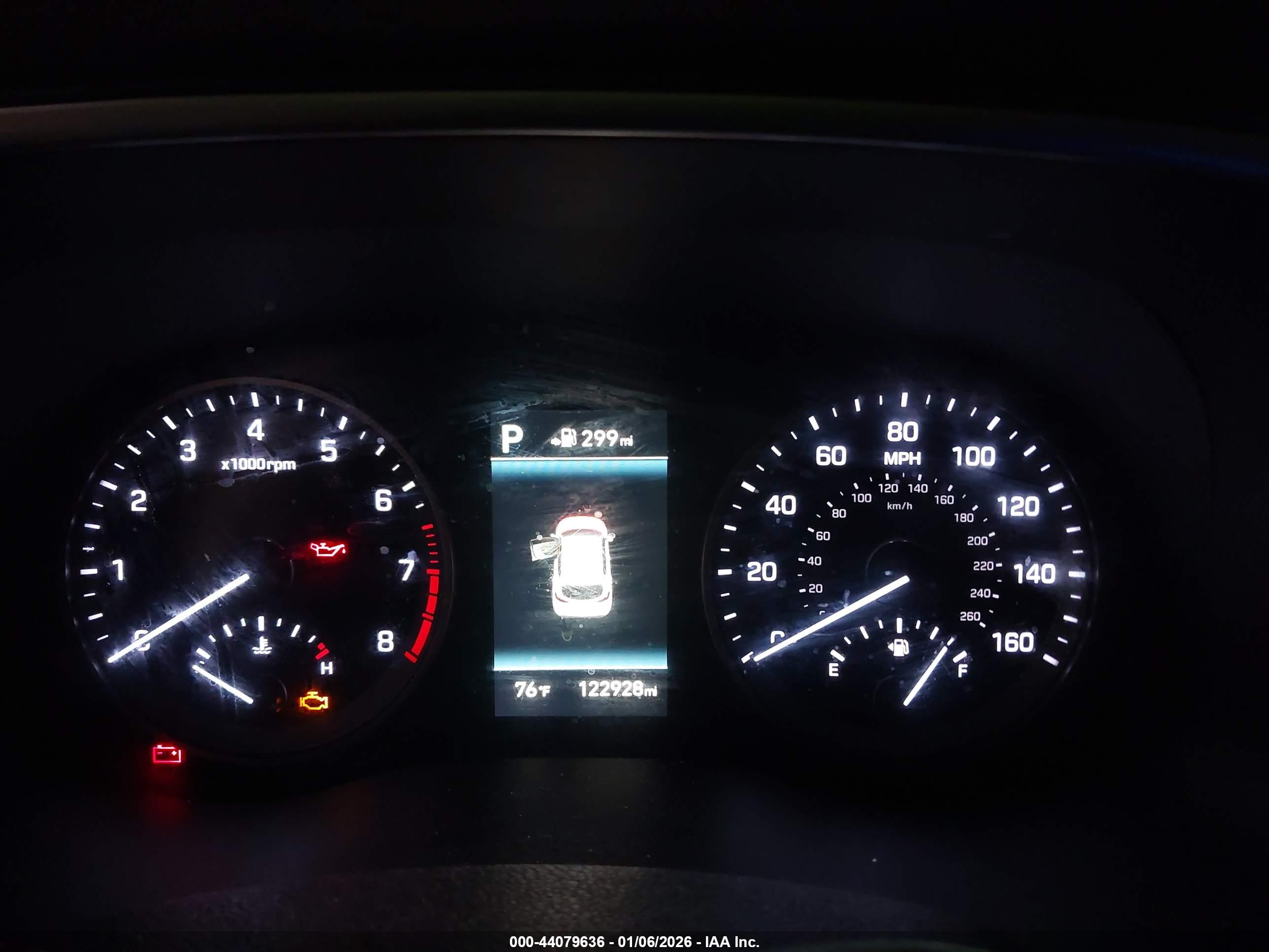 HYUNDAI TUCSON image 7