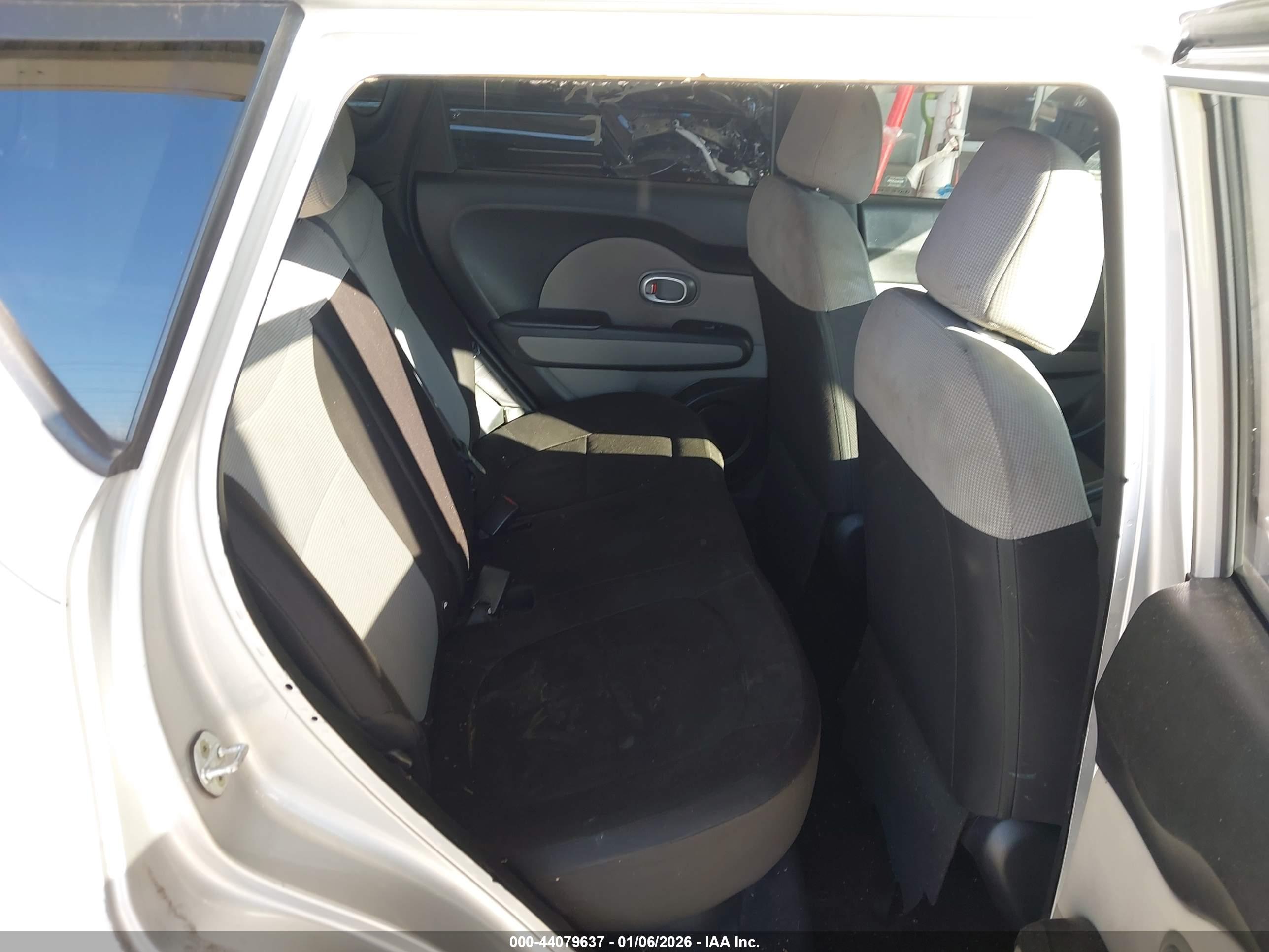KIA SOUL image 8