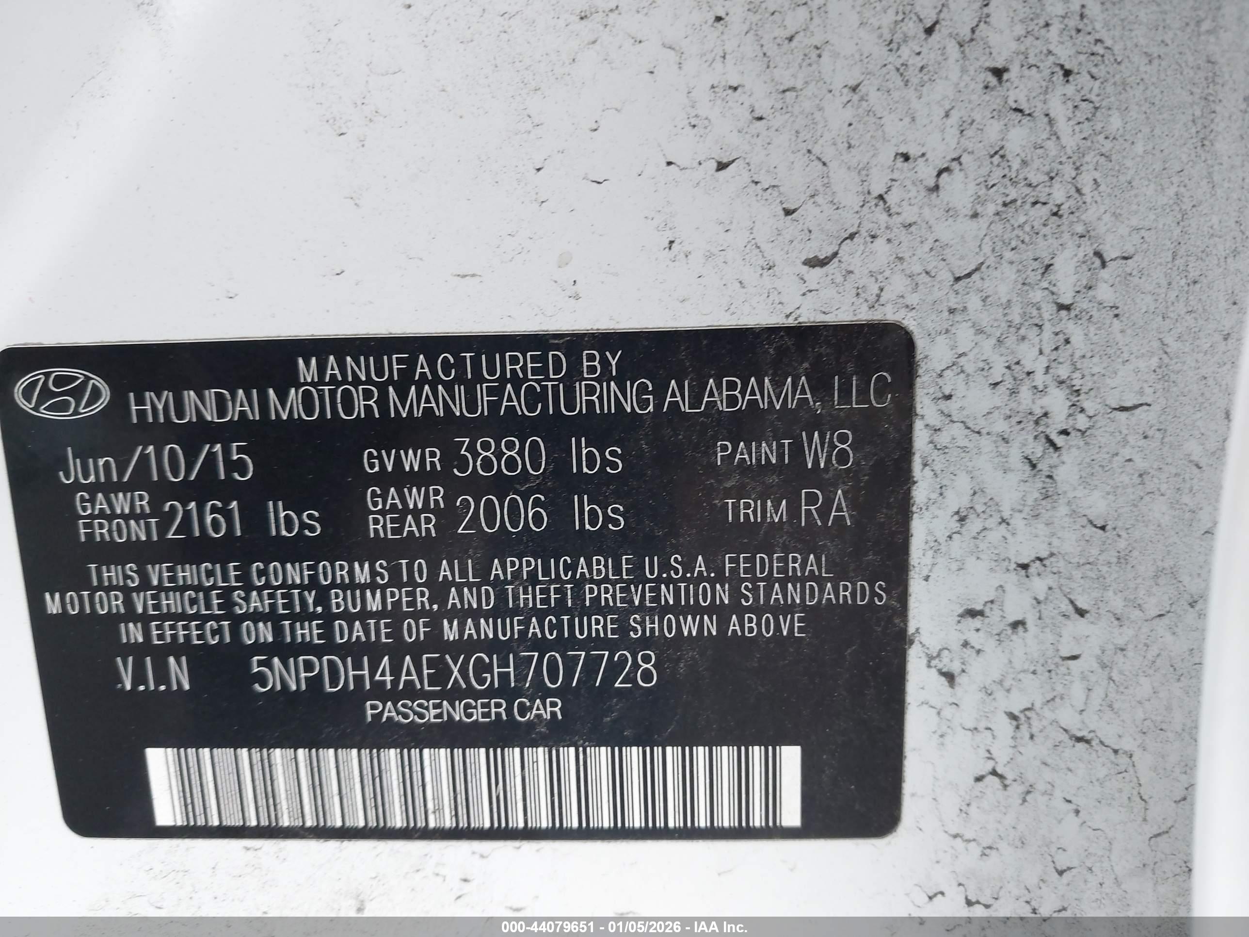 HYUNDAI ELANTRA image 9