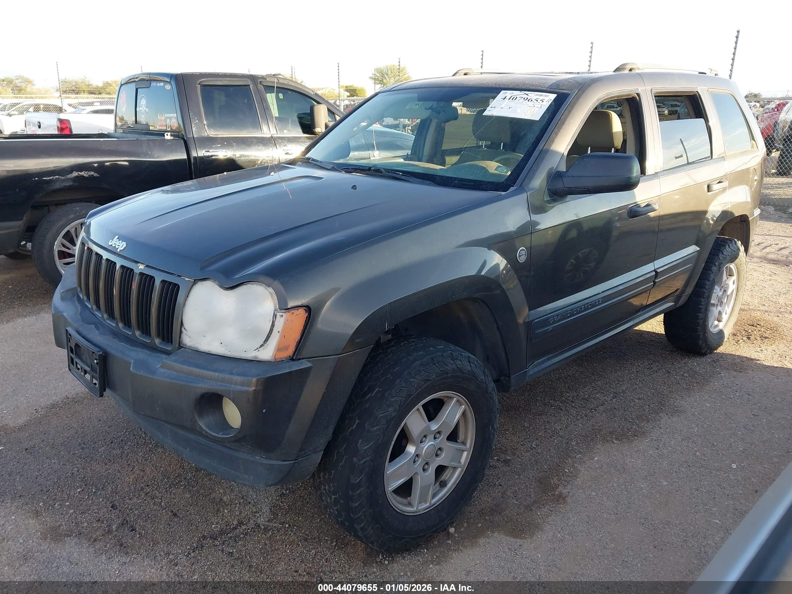 JEEP GRAND image 2