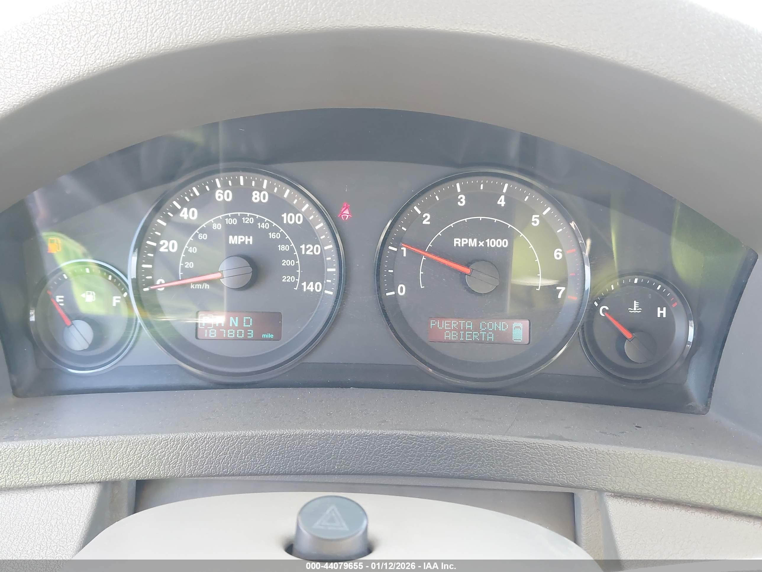 JEEP GRAND image 7