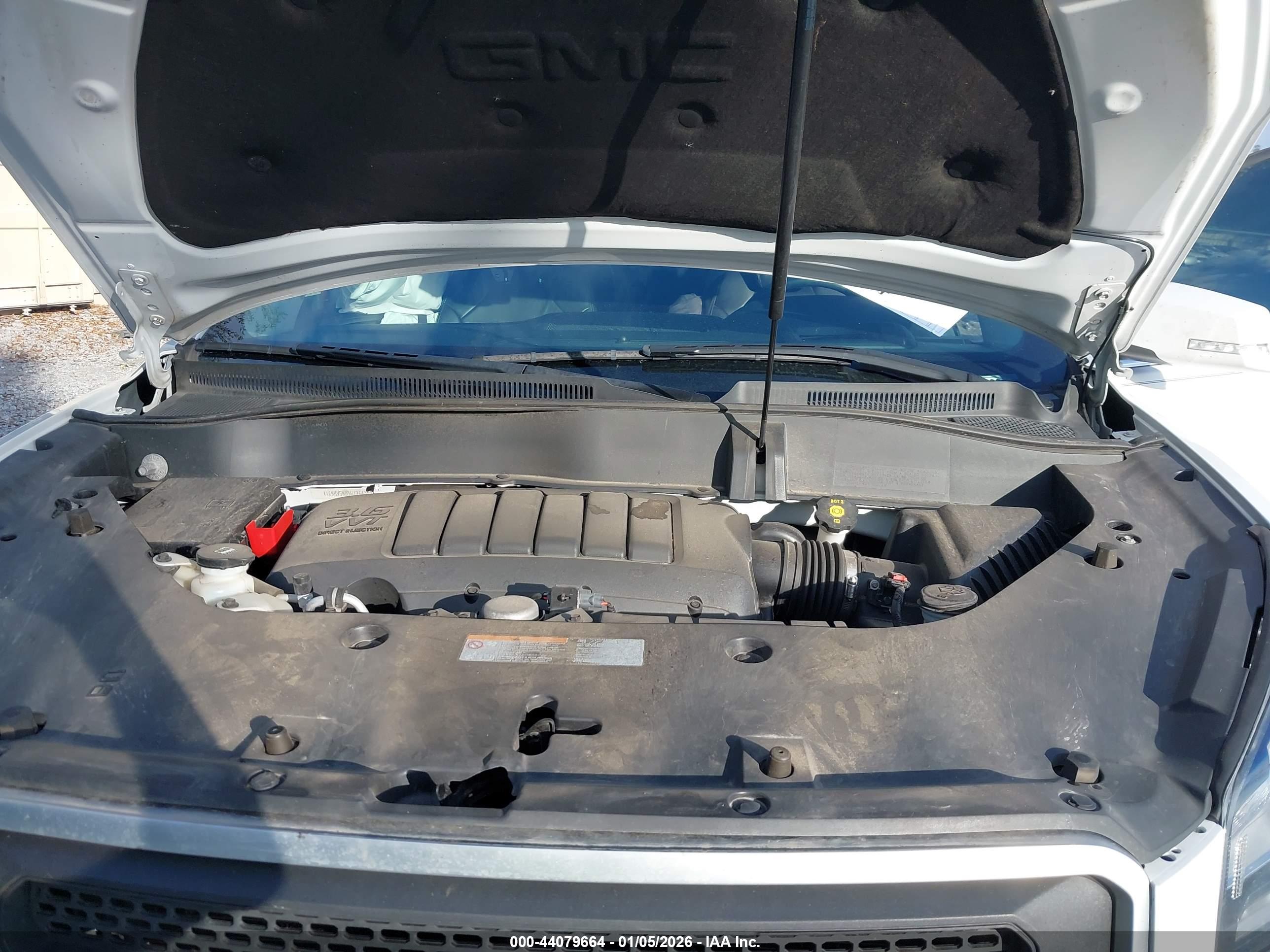 GMC ACADIA image 10