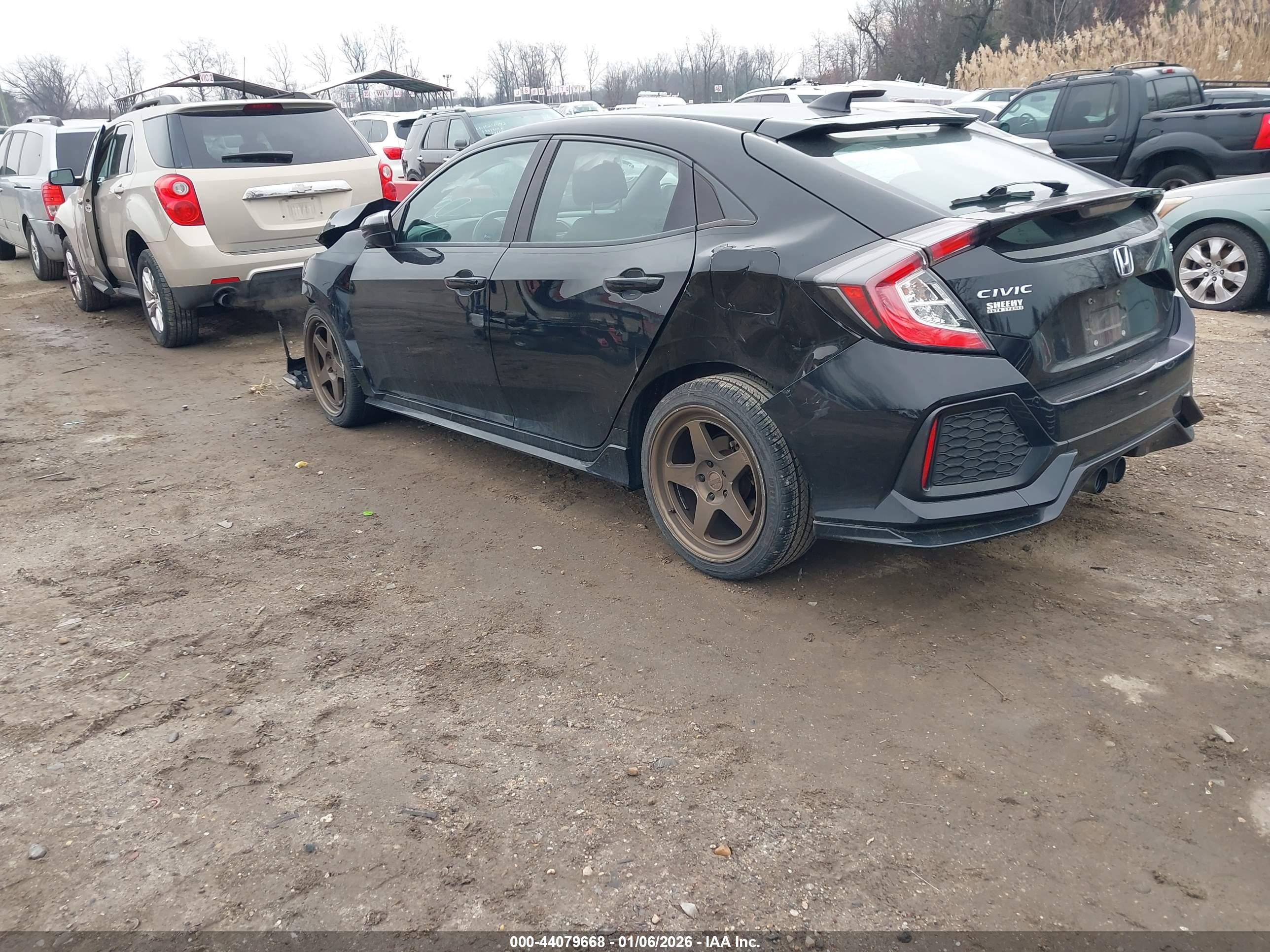 HONDA CIVIC image 3