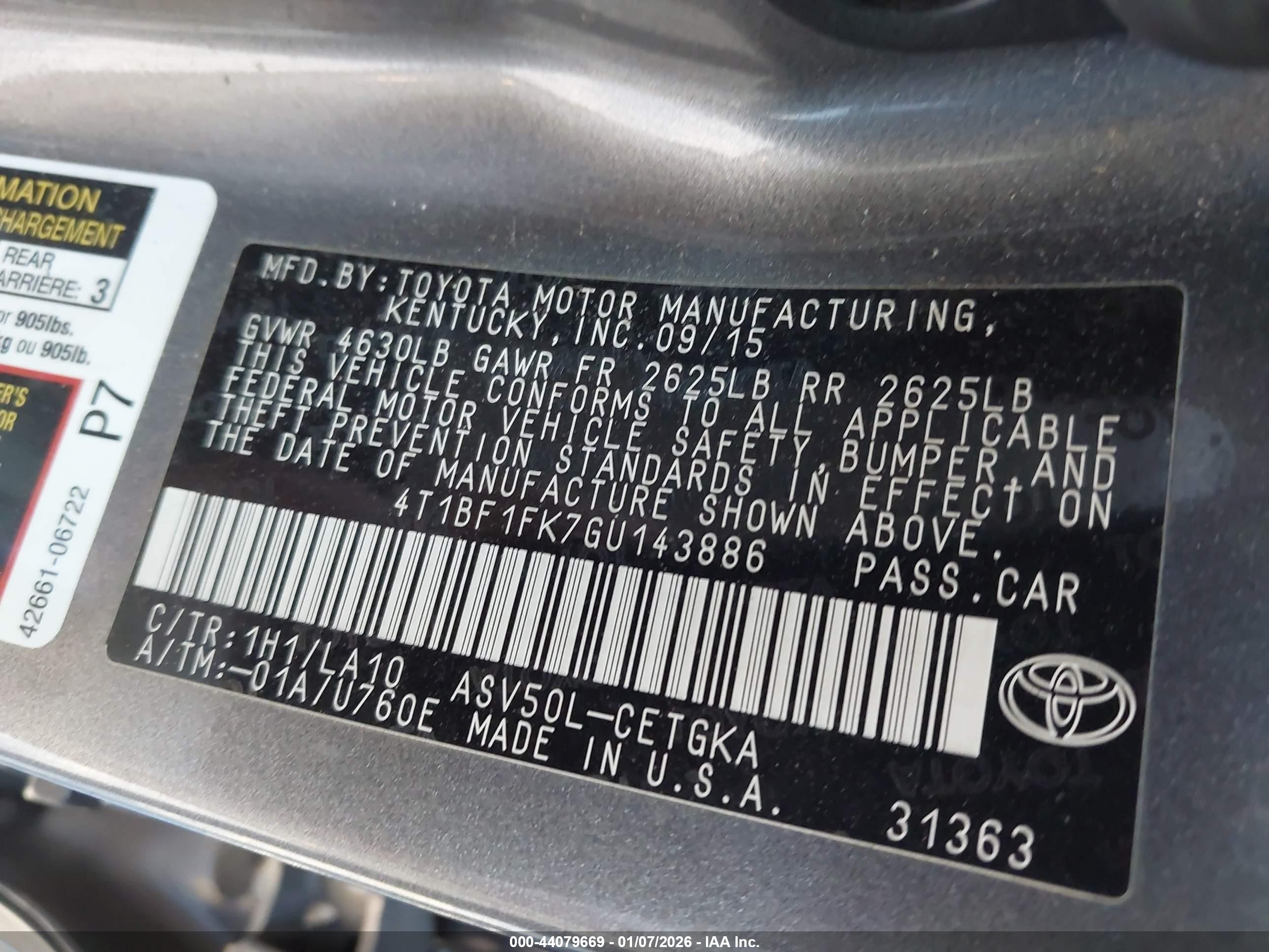 TOYOTA CAMRY image 9