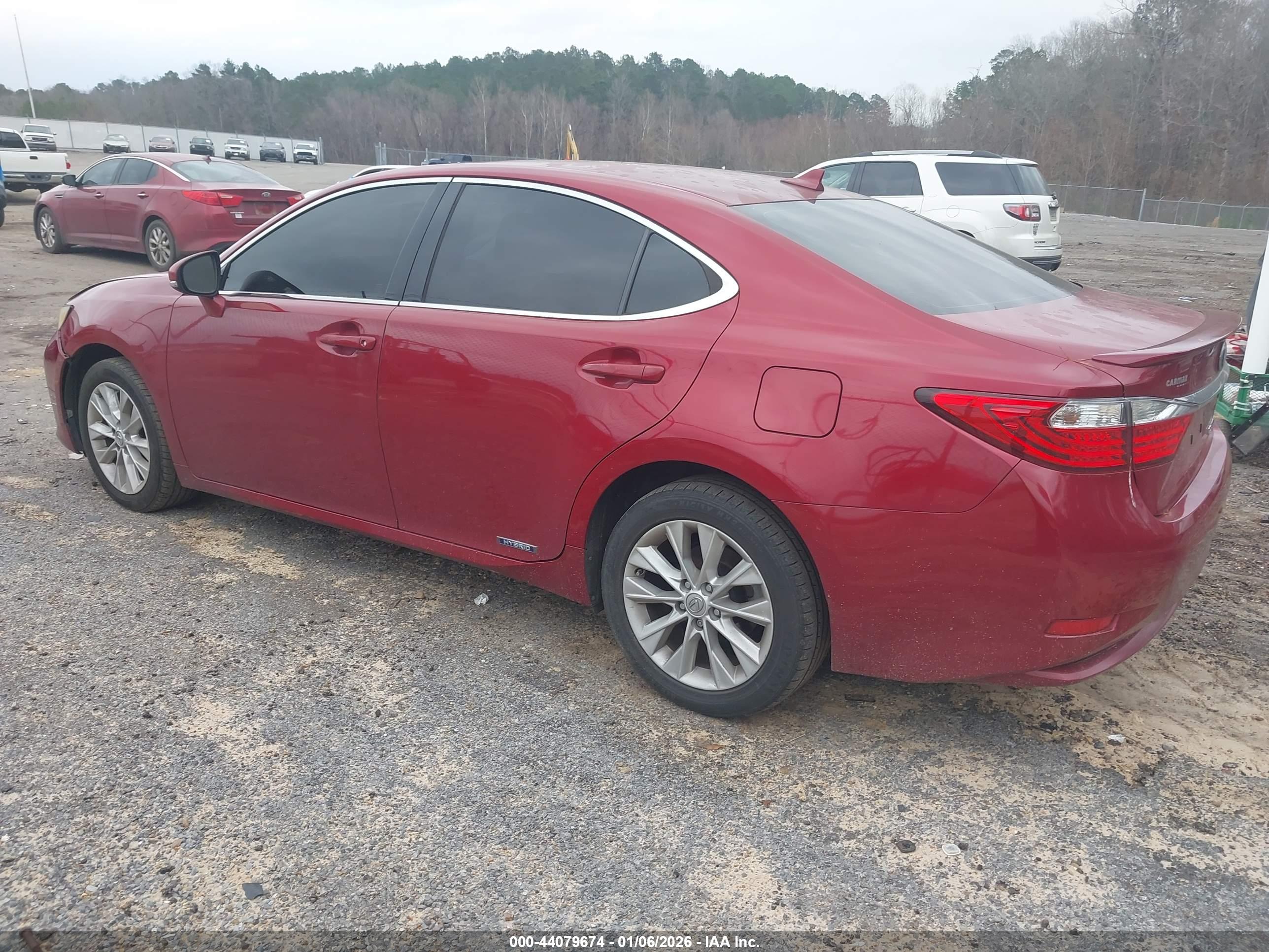 LEXUS ES image 3