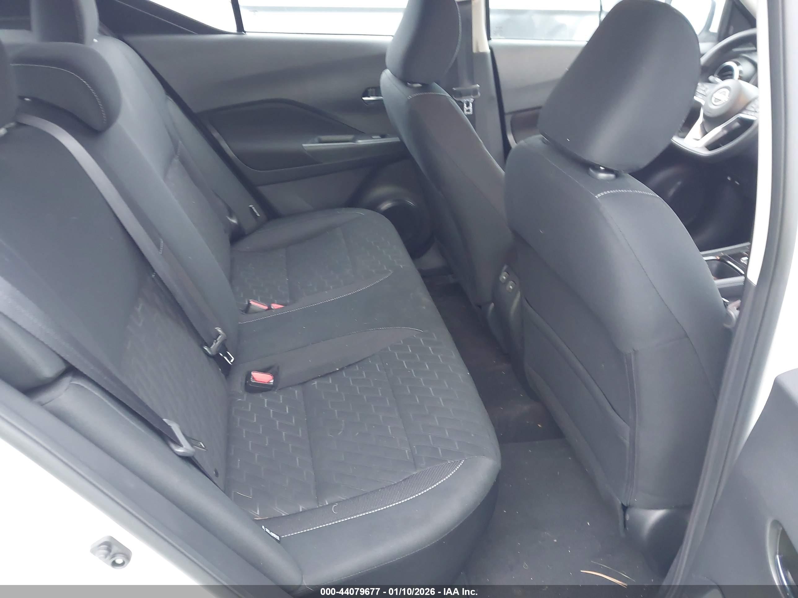 NISSAN KICKS image 8
