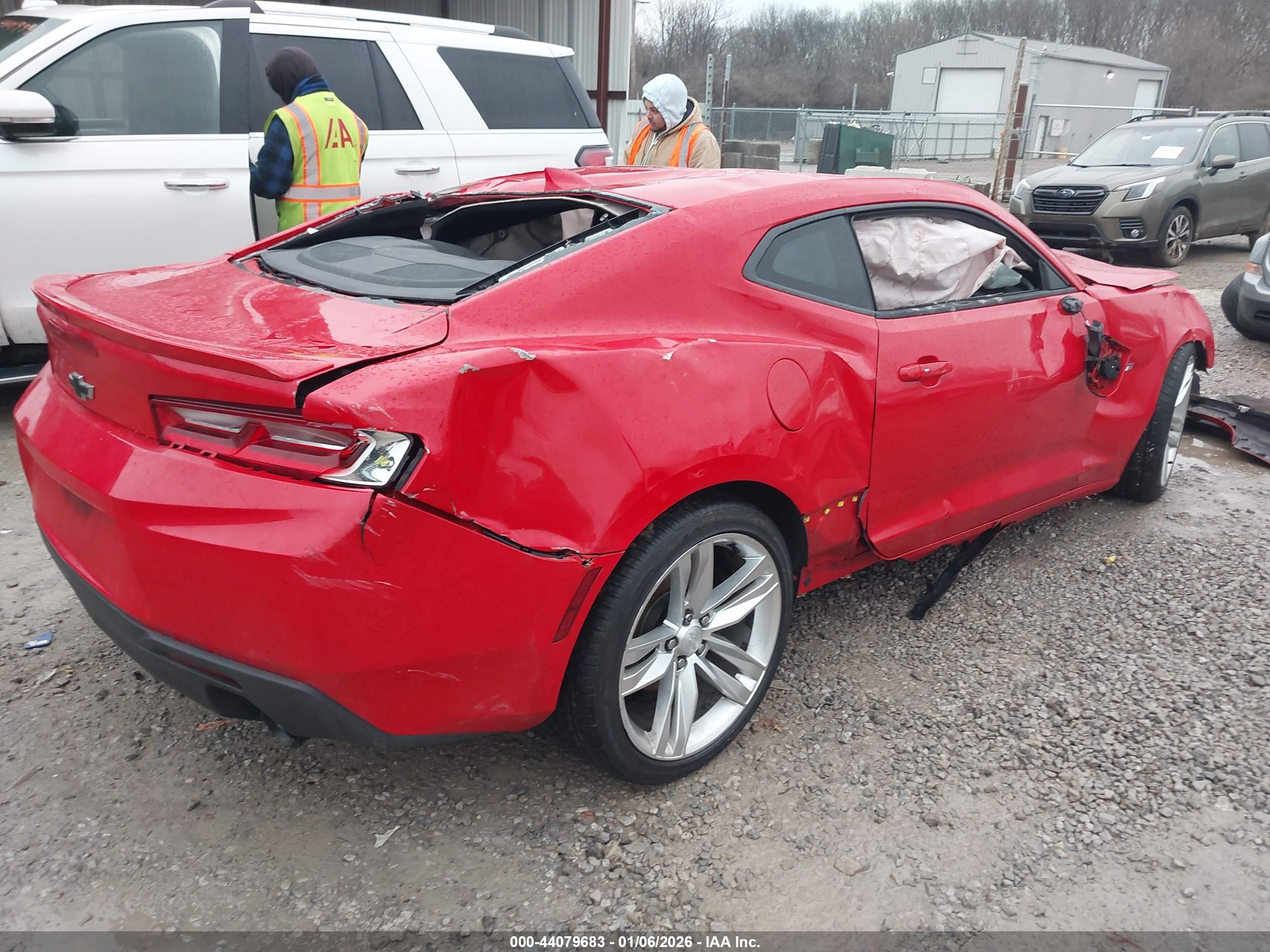 CHEVROLET CAMARO image 4