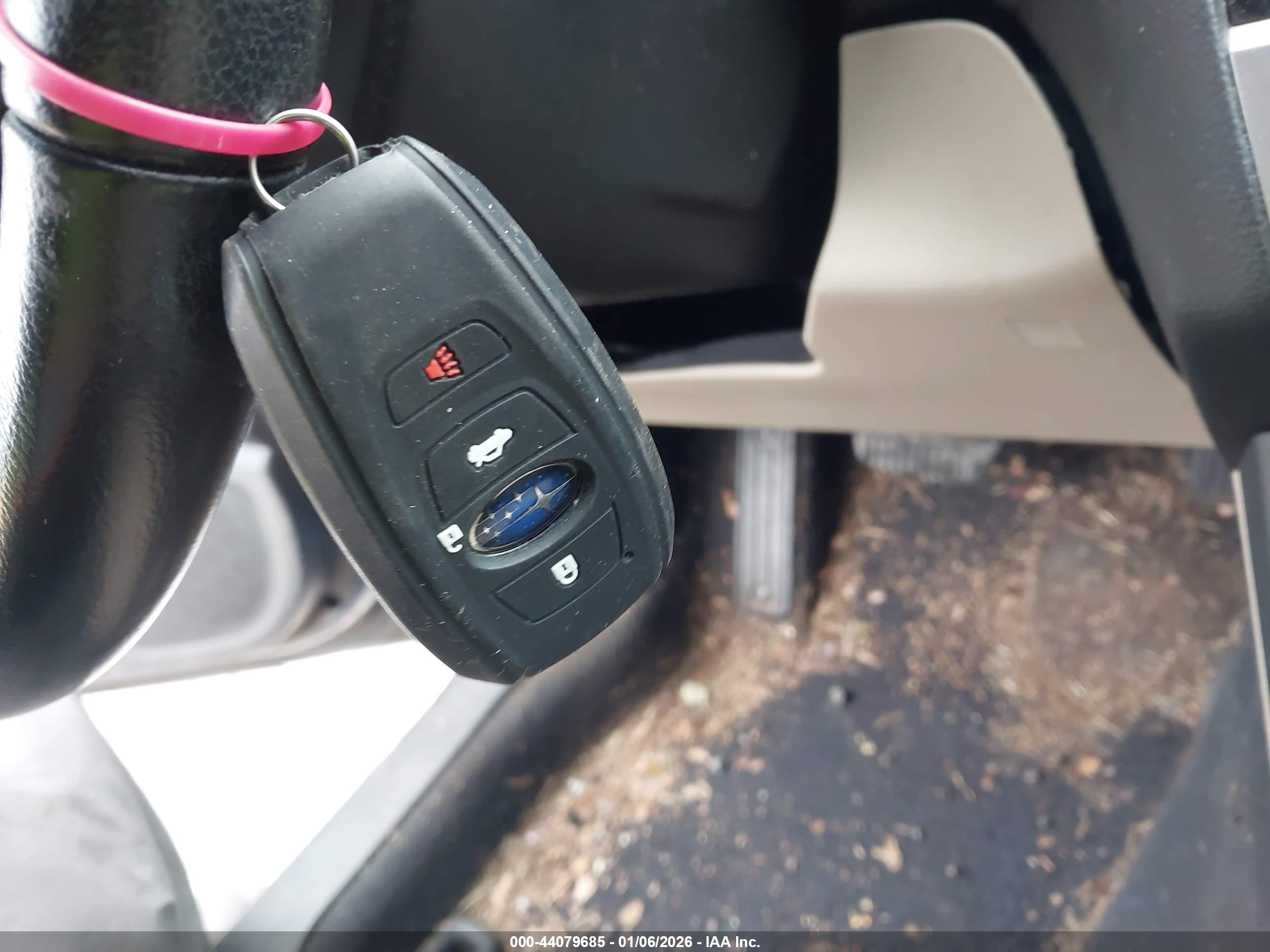 SUBARU OUTBACK image 11