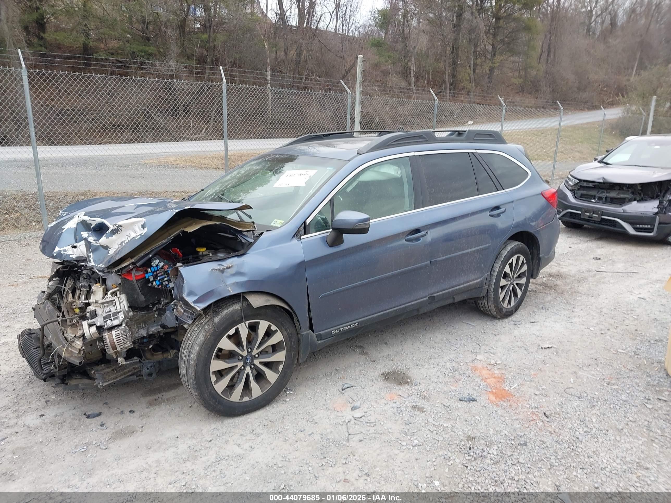 SUBARU OUTBACK image 2