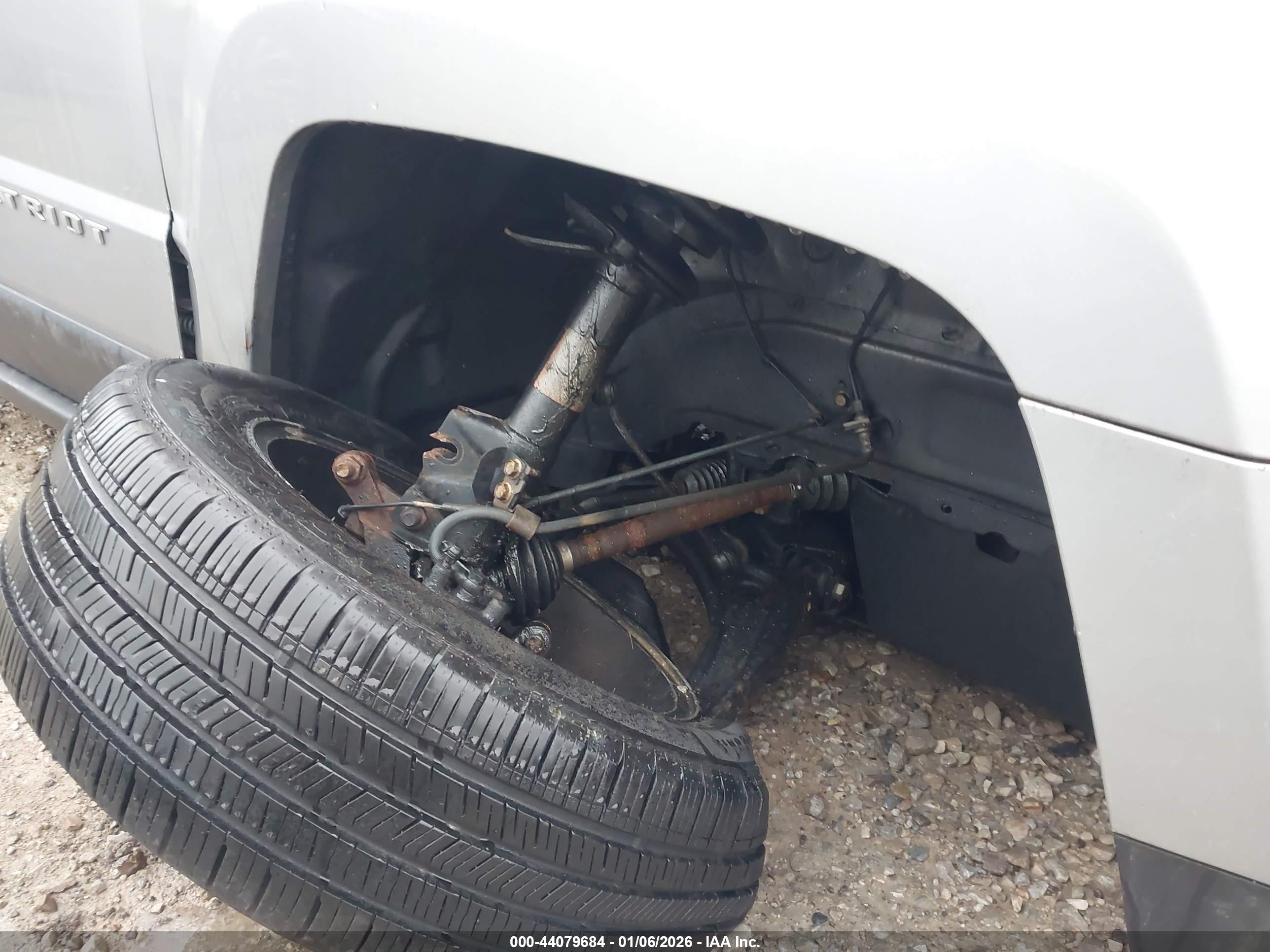 JEEP PATRIOT image 6