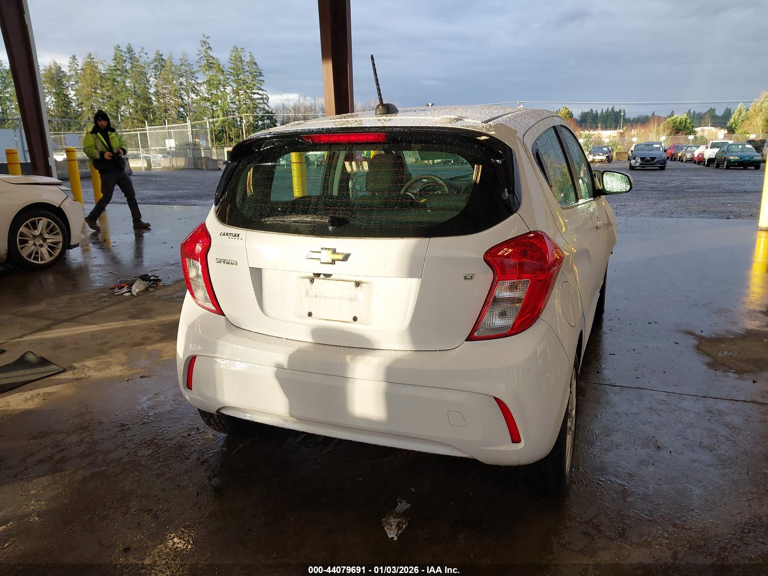 CHEVROLET SPARK image 4