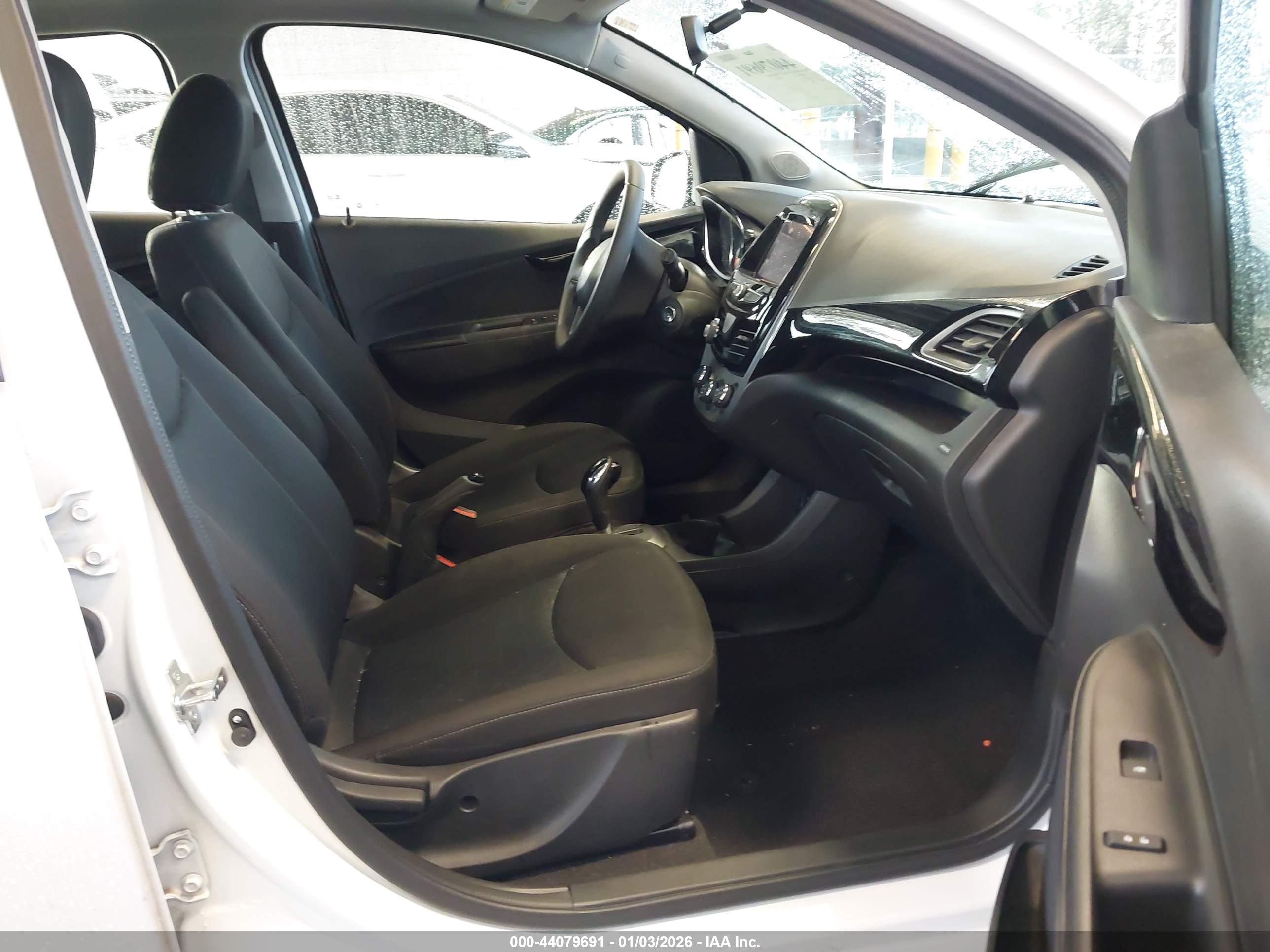 CHEVROLET SPARK image 5