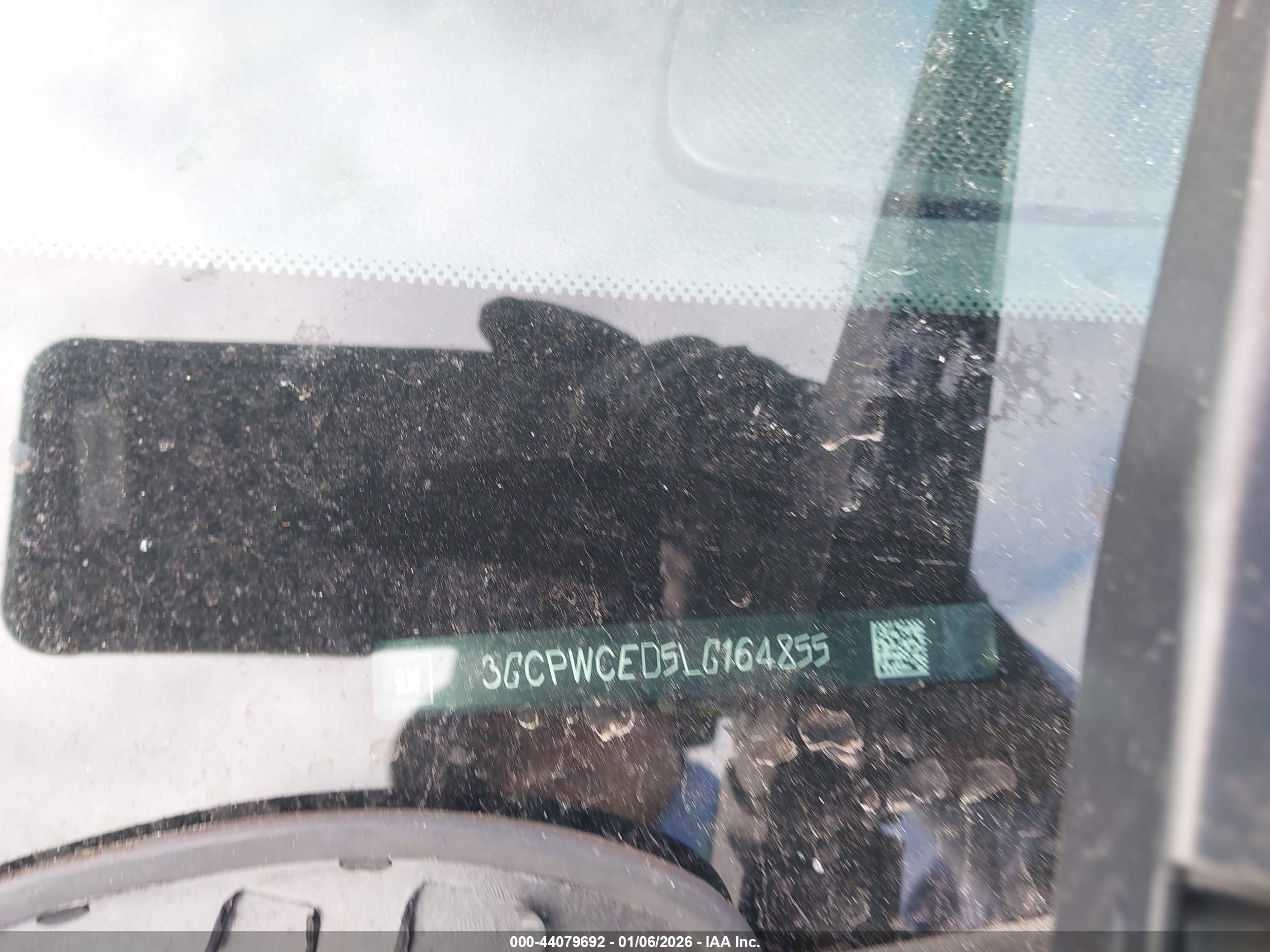CHEVROLET SILVERADO image 9