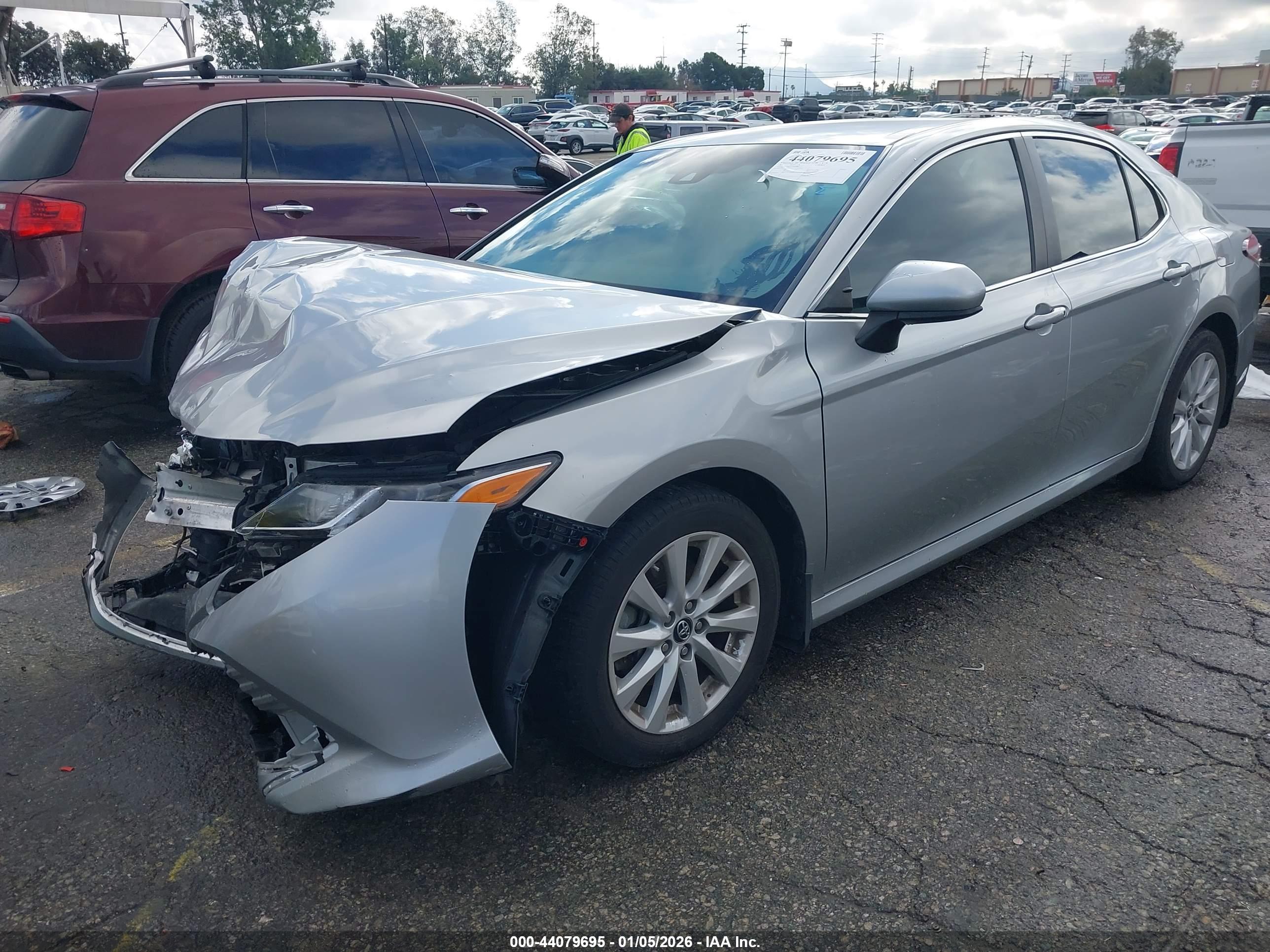 TOYOTA CAMRY image 2