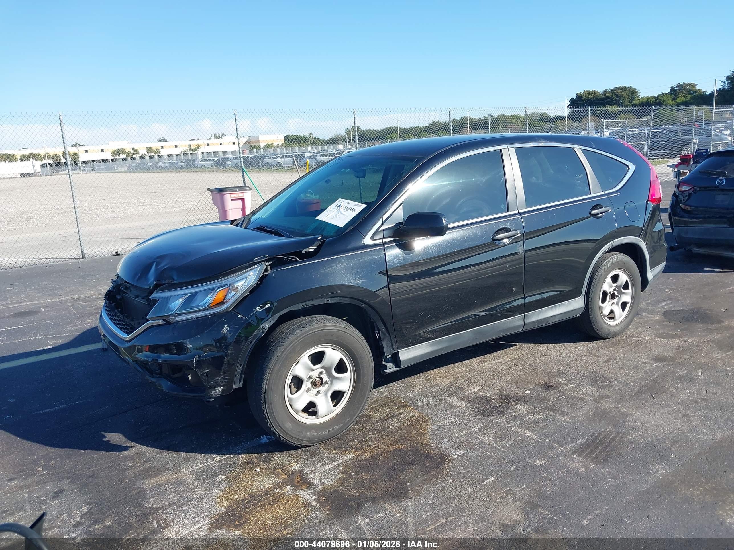 HONDA CR-V image 2