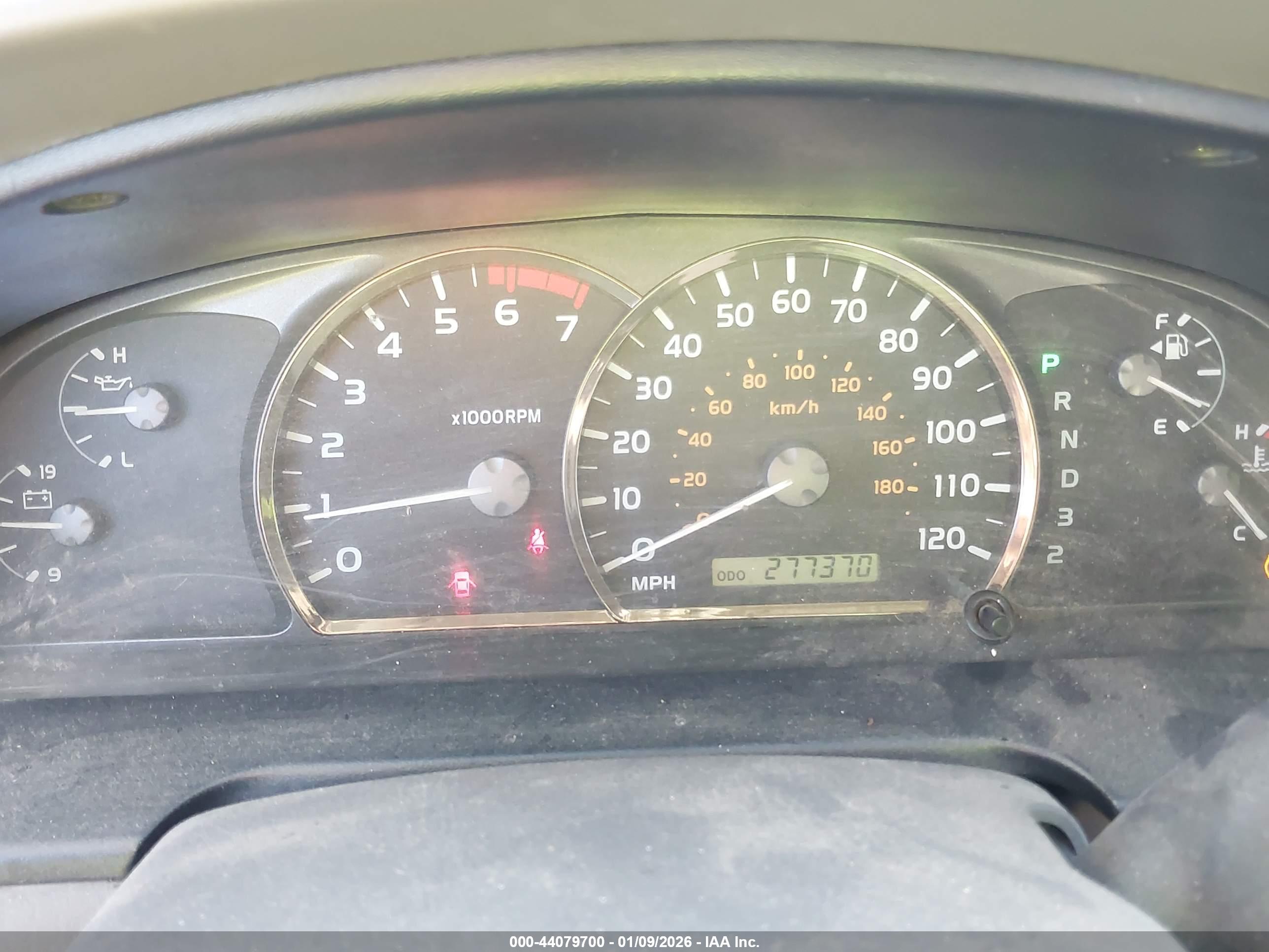 TOYOTA SEQUOIA image 7
