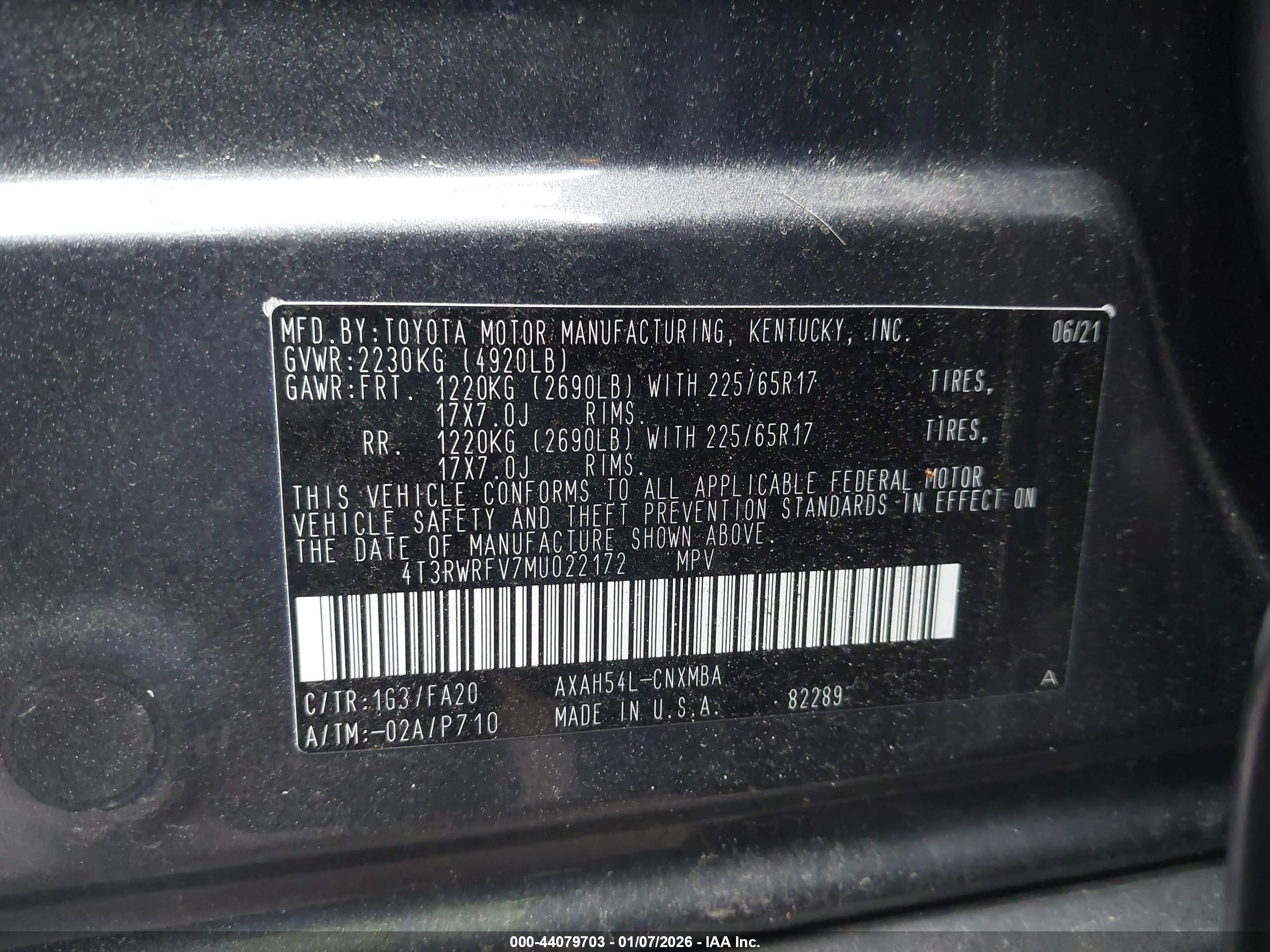 TOYOTA RAV4 image 9