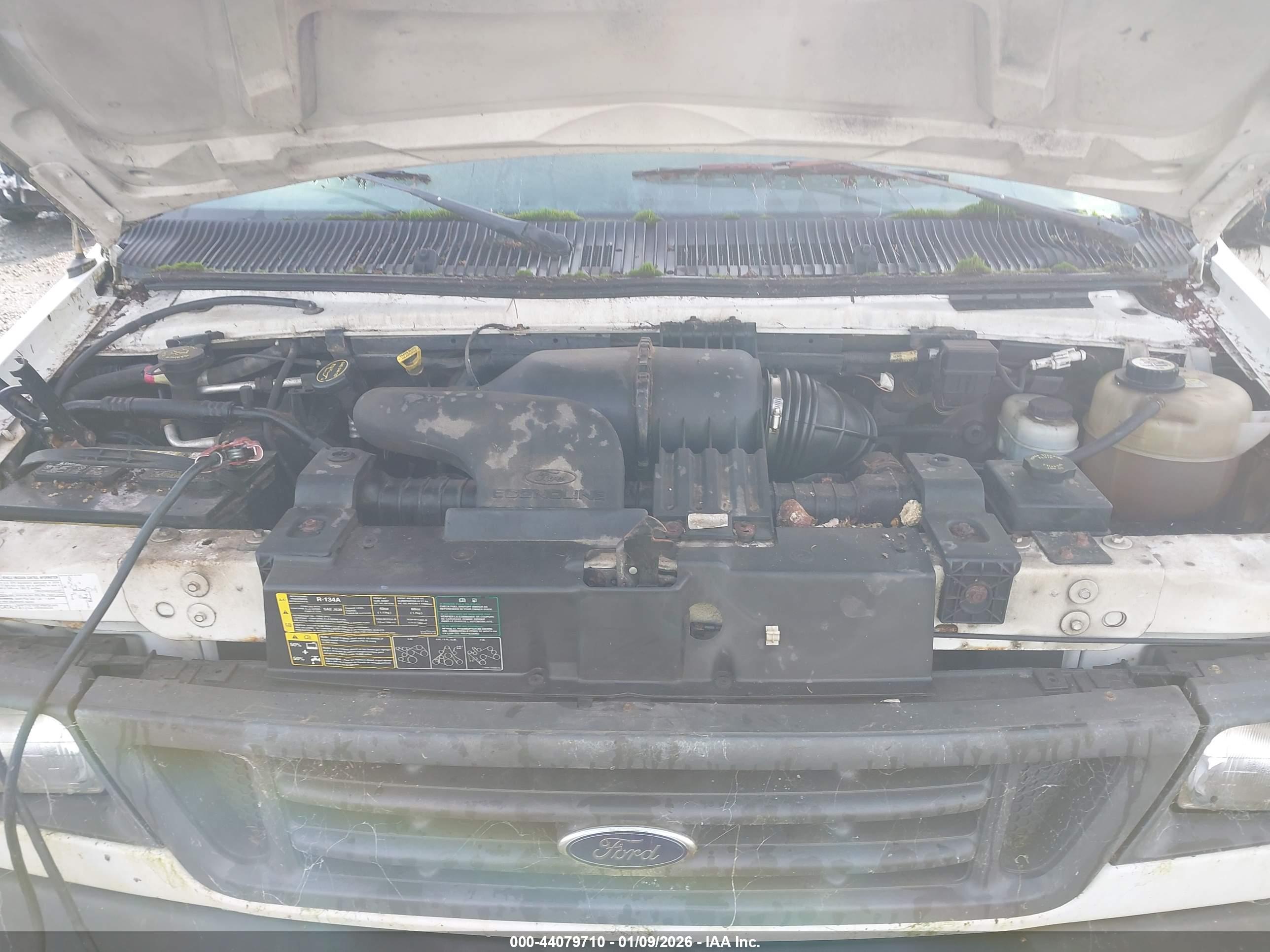 FORD E-250 image 10