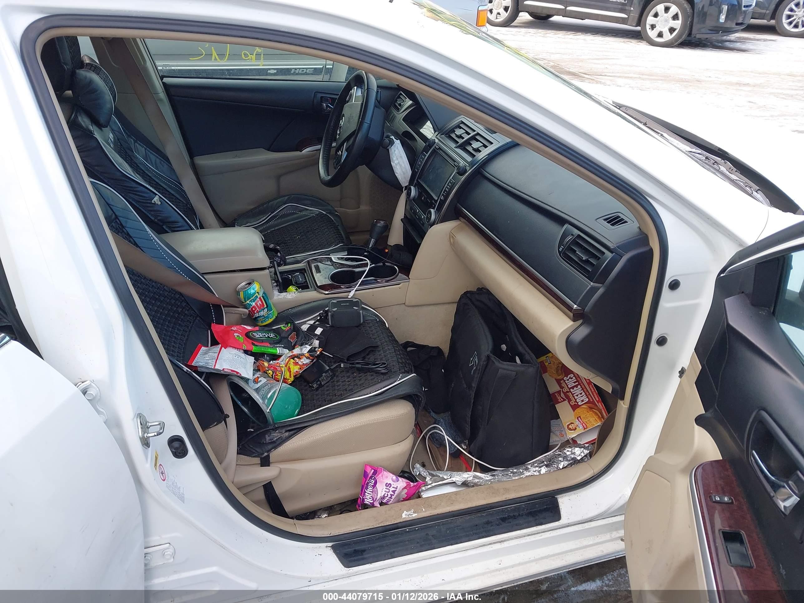 TOYOTA CAMRY image 5