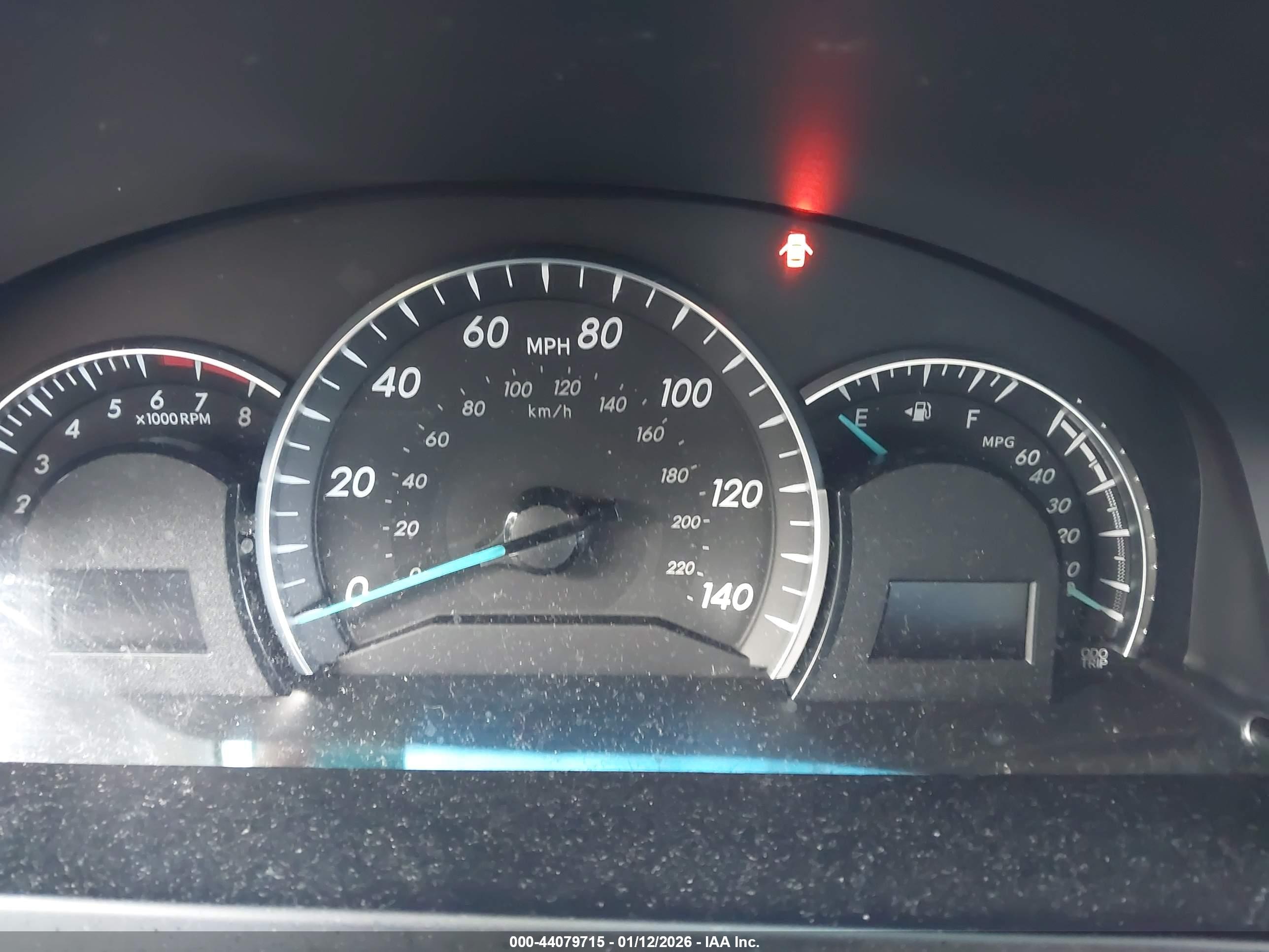 TOYOTA CAMRY image 7