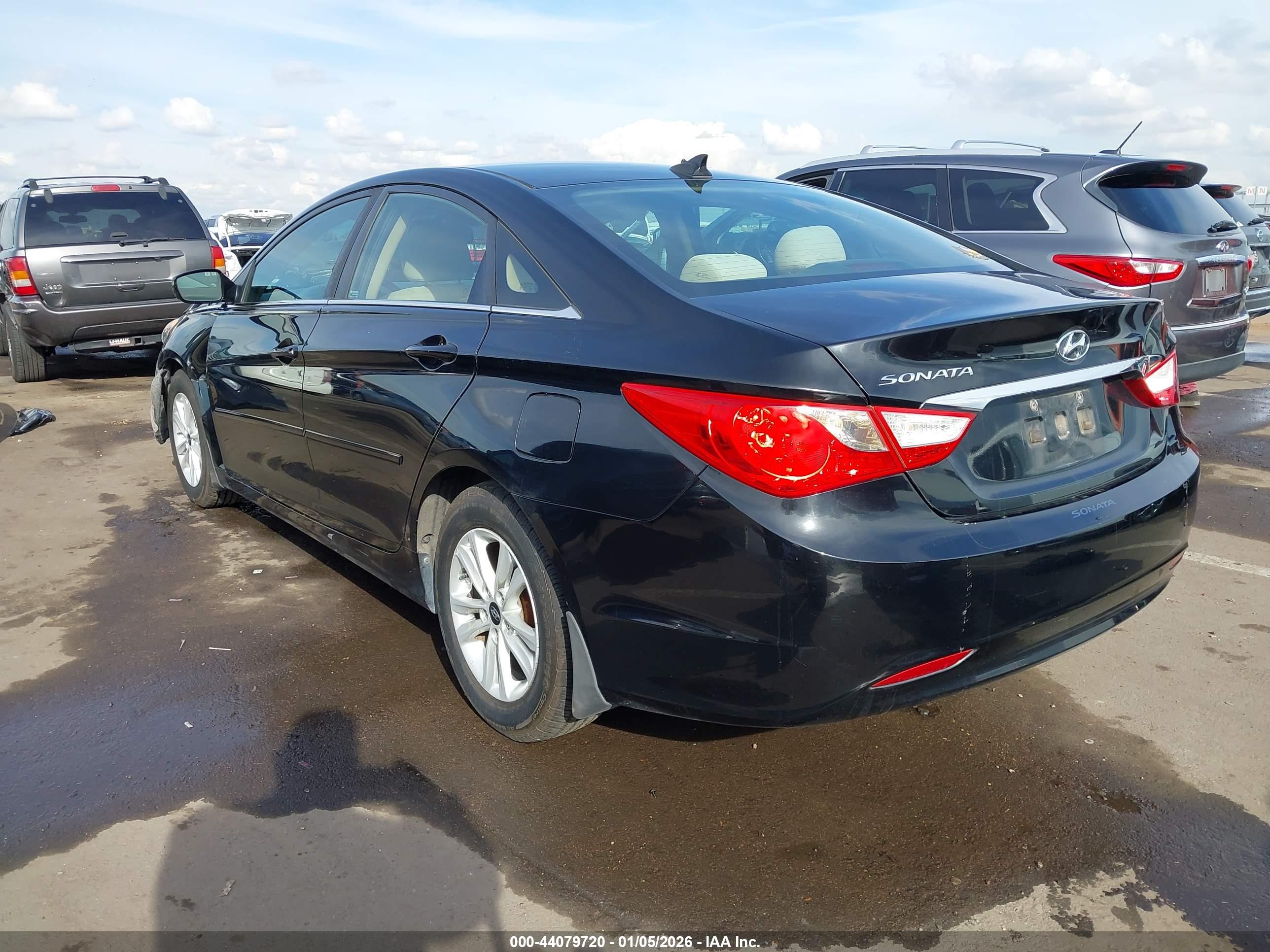 HYUNDAI SONATA image 3