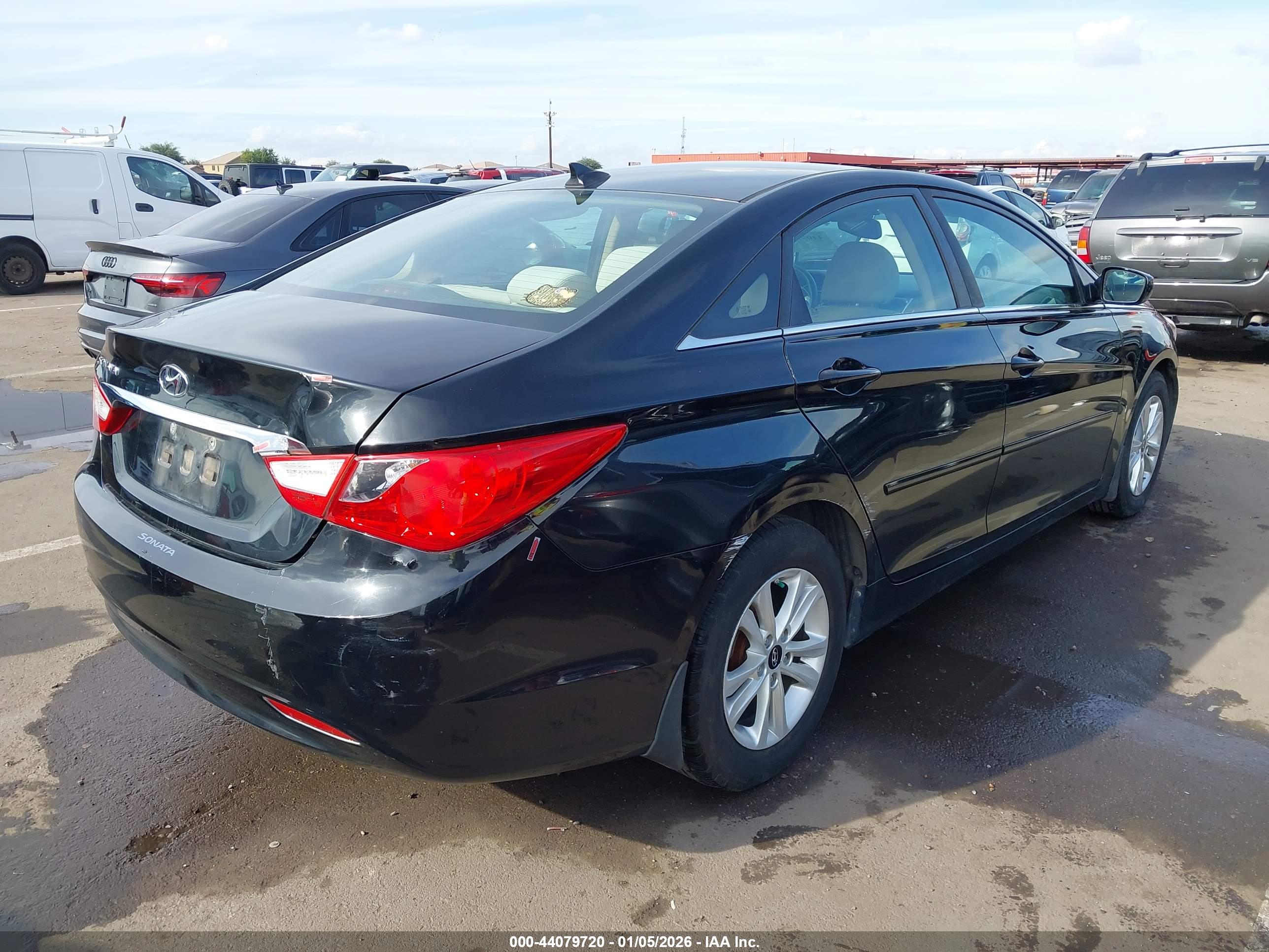 HYUNDAI SONATA image 4