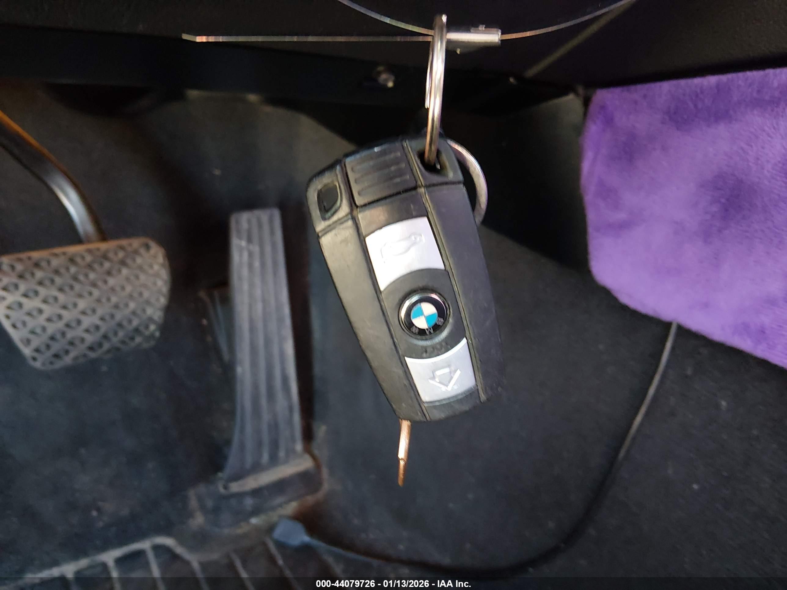BMW 328I image 11