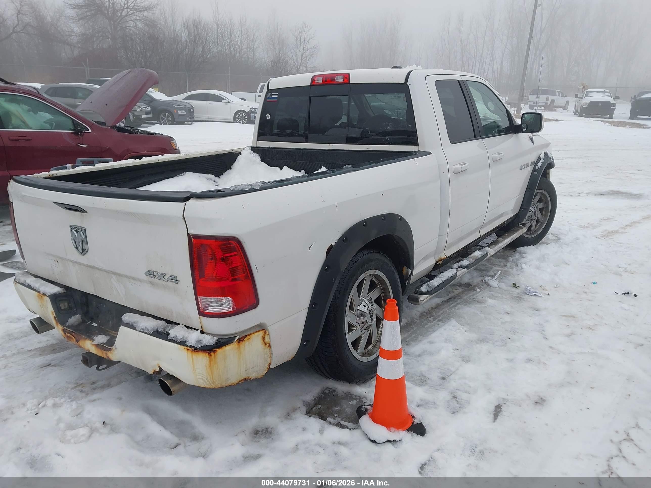 DODGE RAM image 4