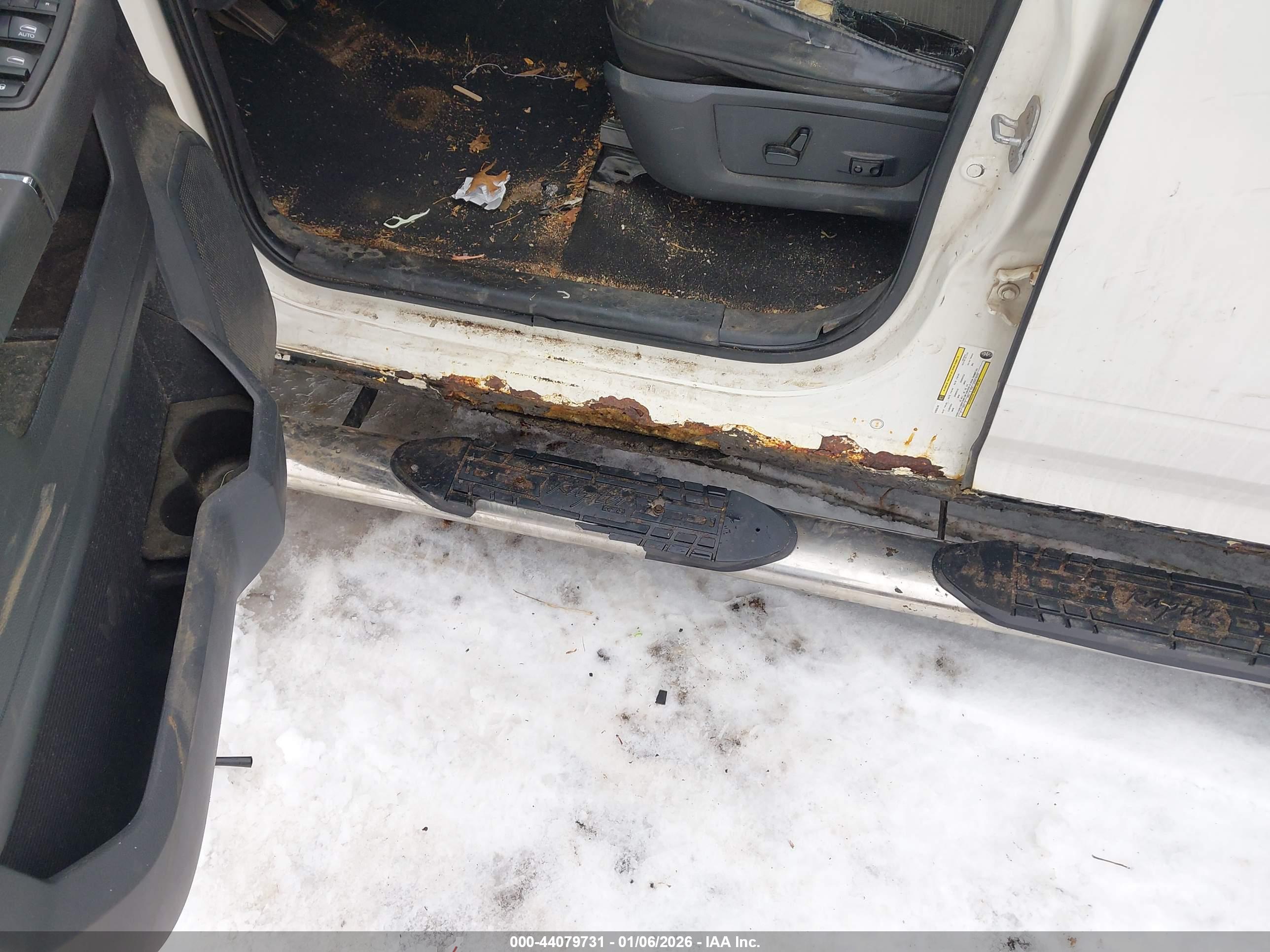 DODGE RAM image 6