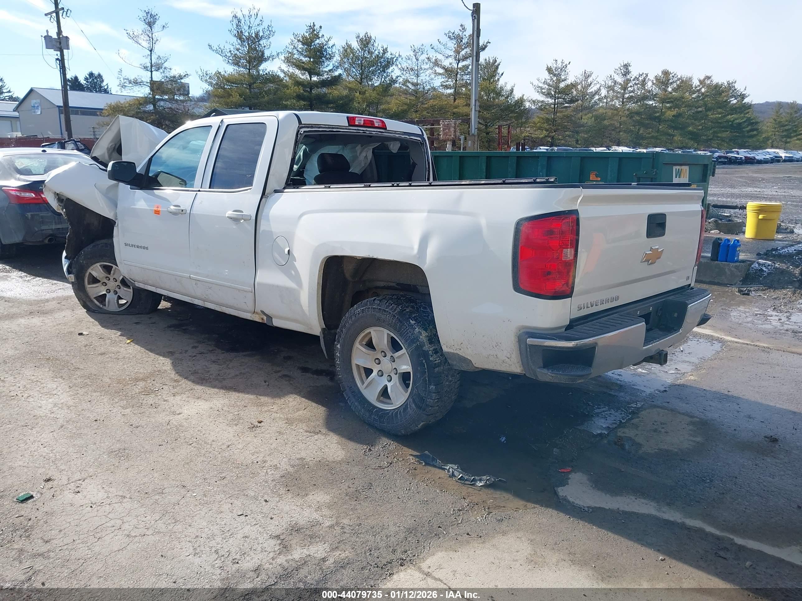 CHEVROLET SILVERADO image 3