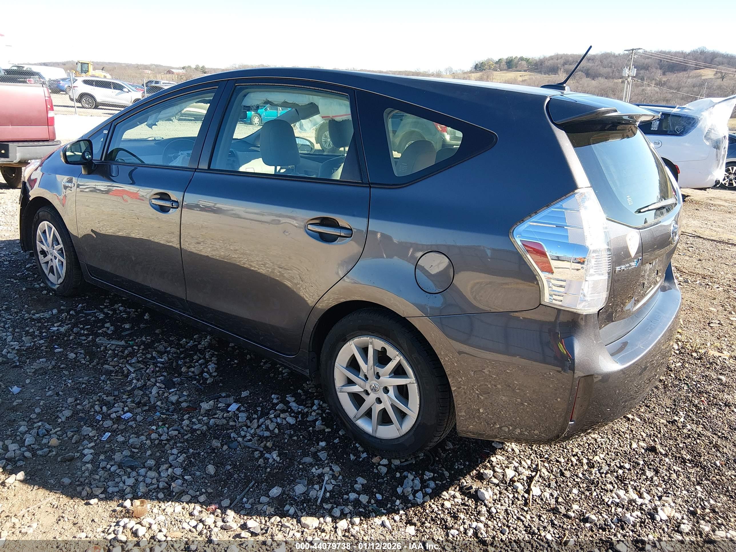 TOYOTA PRIUS image 3