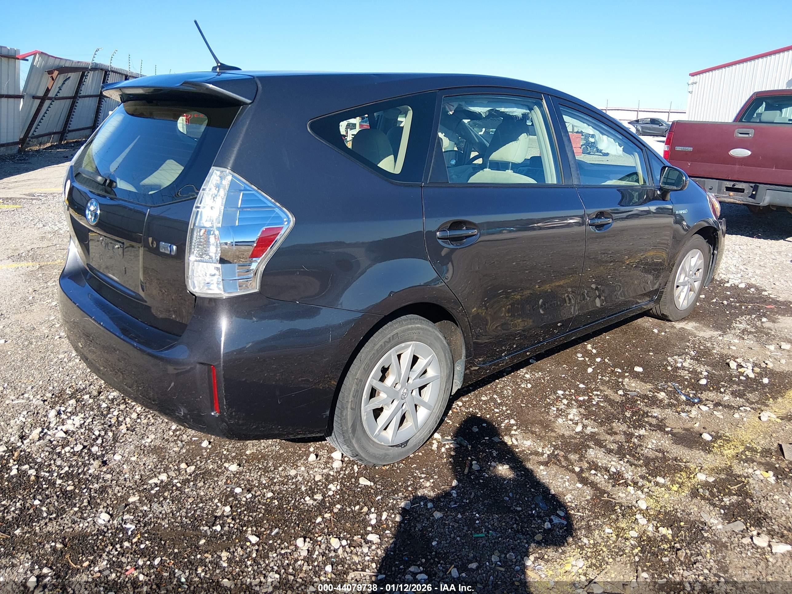 TOYOTA PRIUS image 4