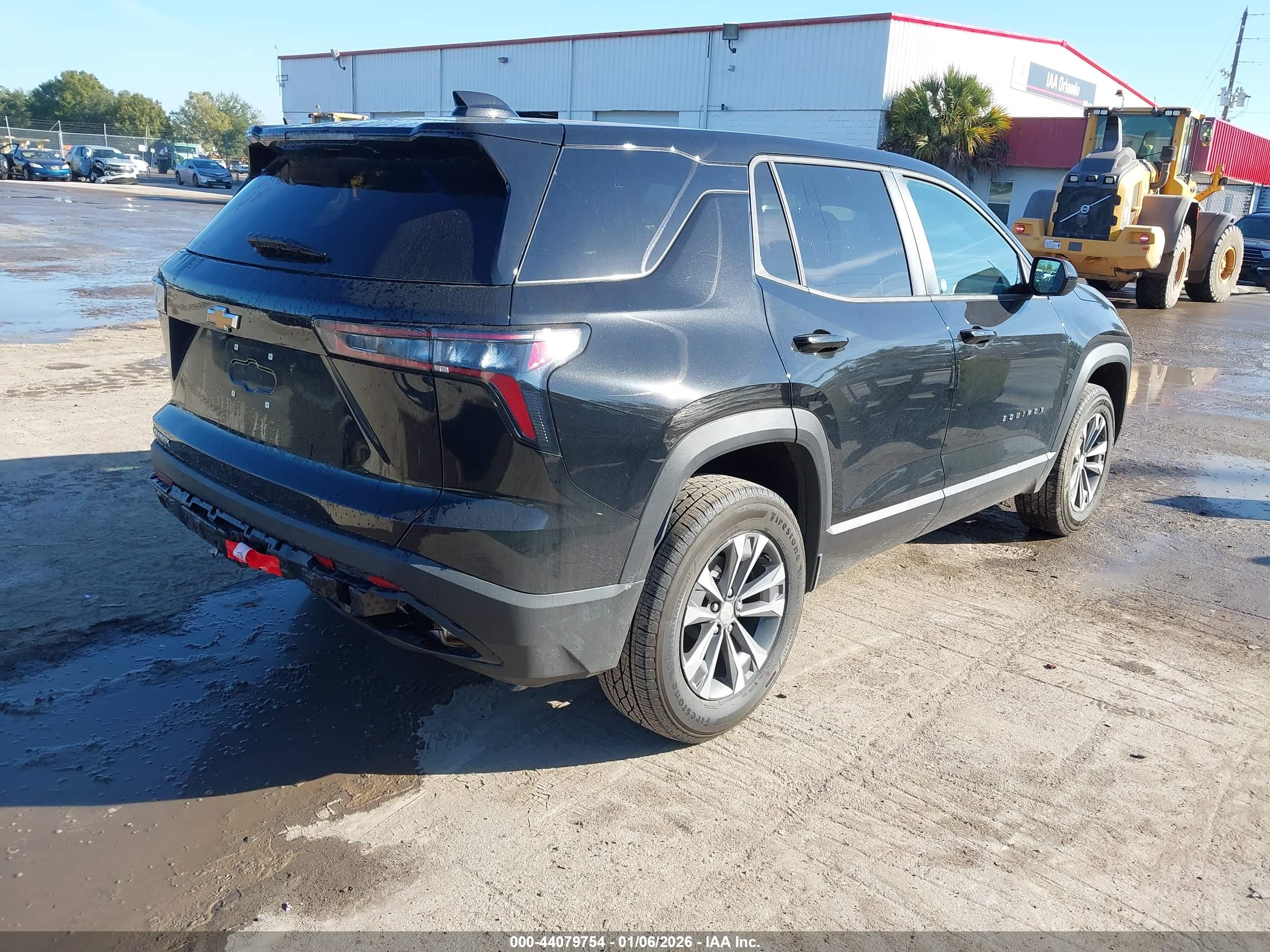 CHEVROLET EQUINOX image 4