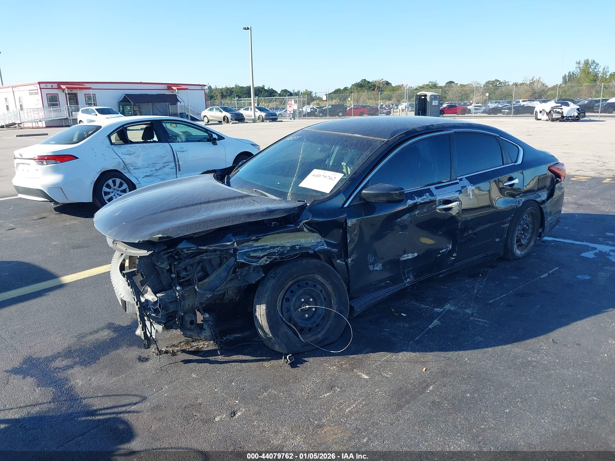 NISSAN ALTIMA image 2