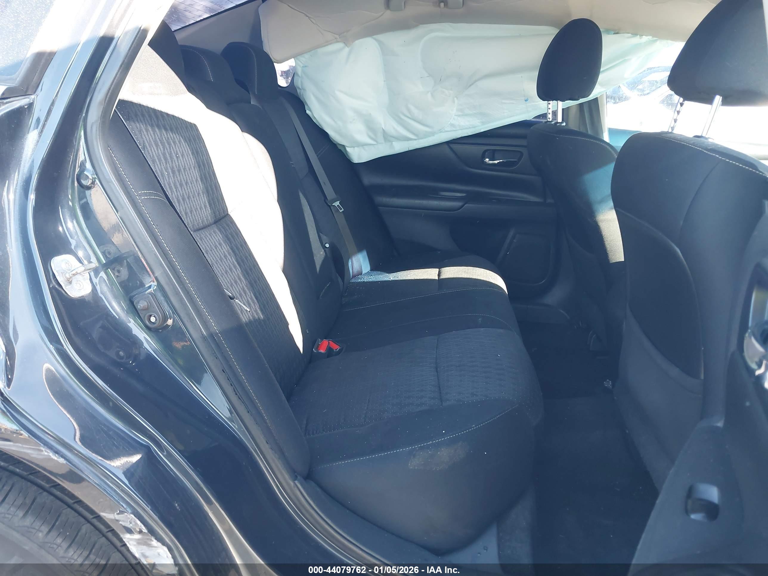 NISSAN ALTIMA image 8