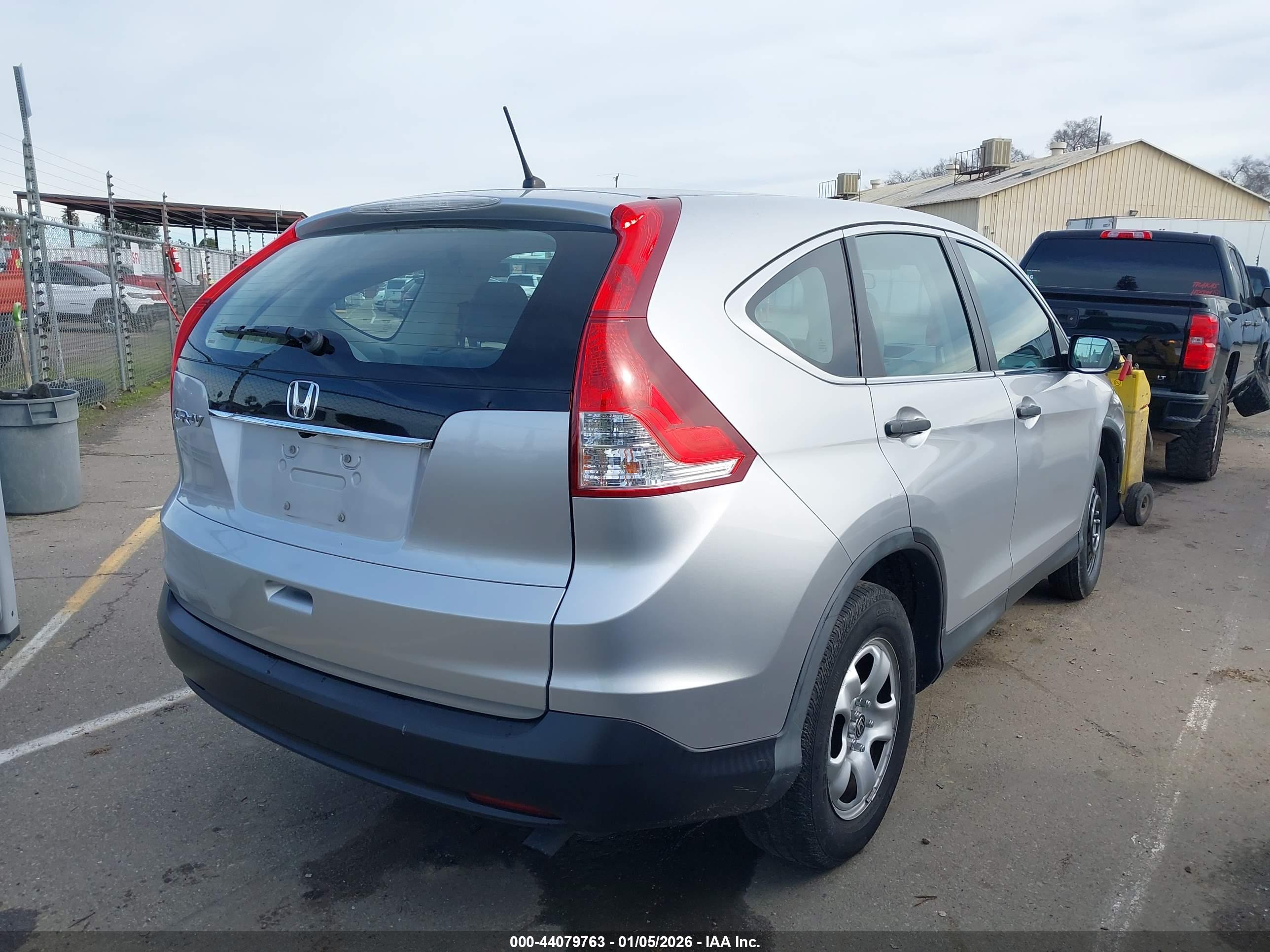 HONDA CR-V image 4